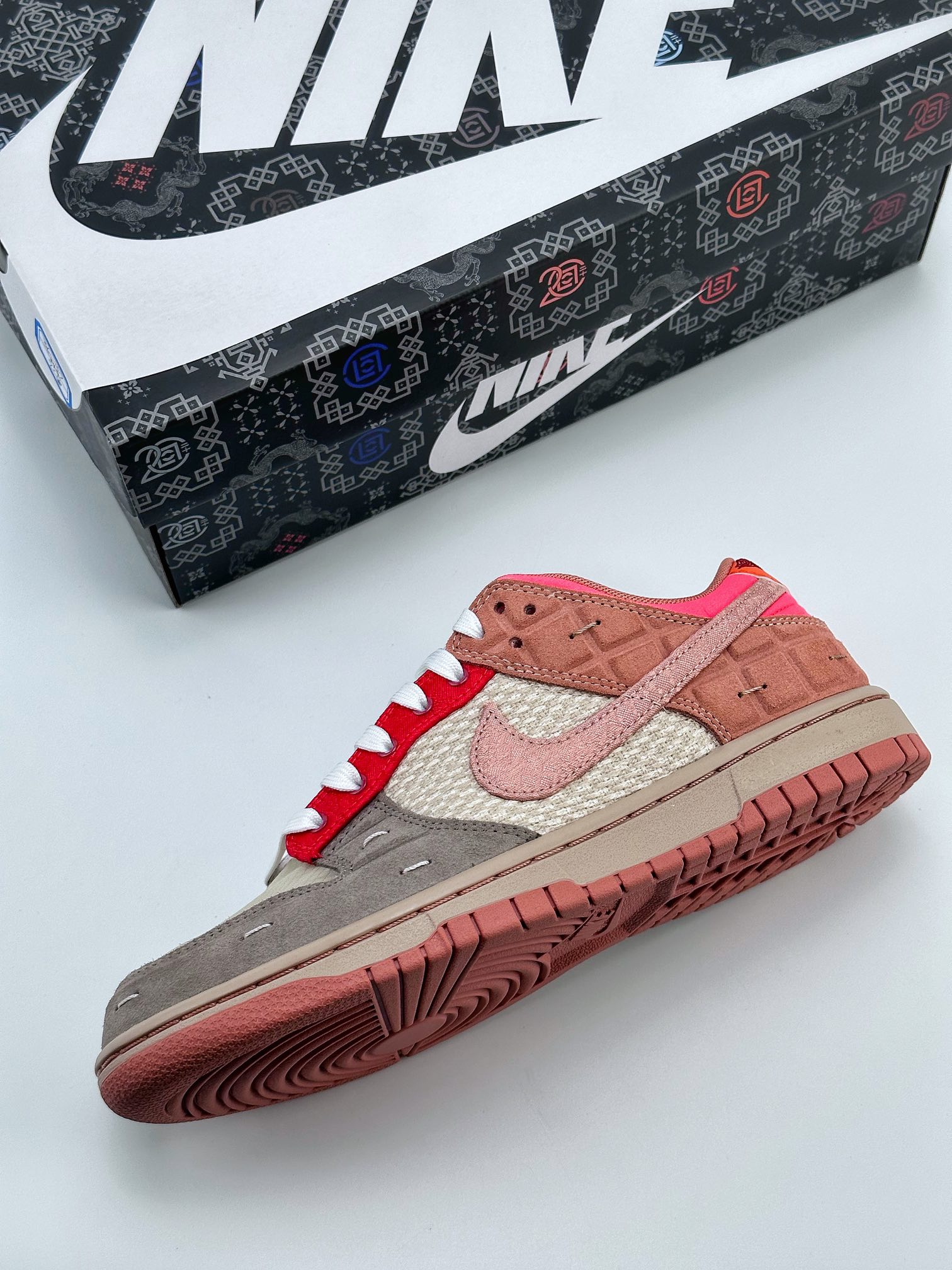 Nike SB Dunk Low x CLOT ”What The CLOT” Splicing Mandarin Duck FN0316-999