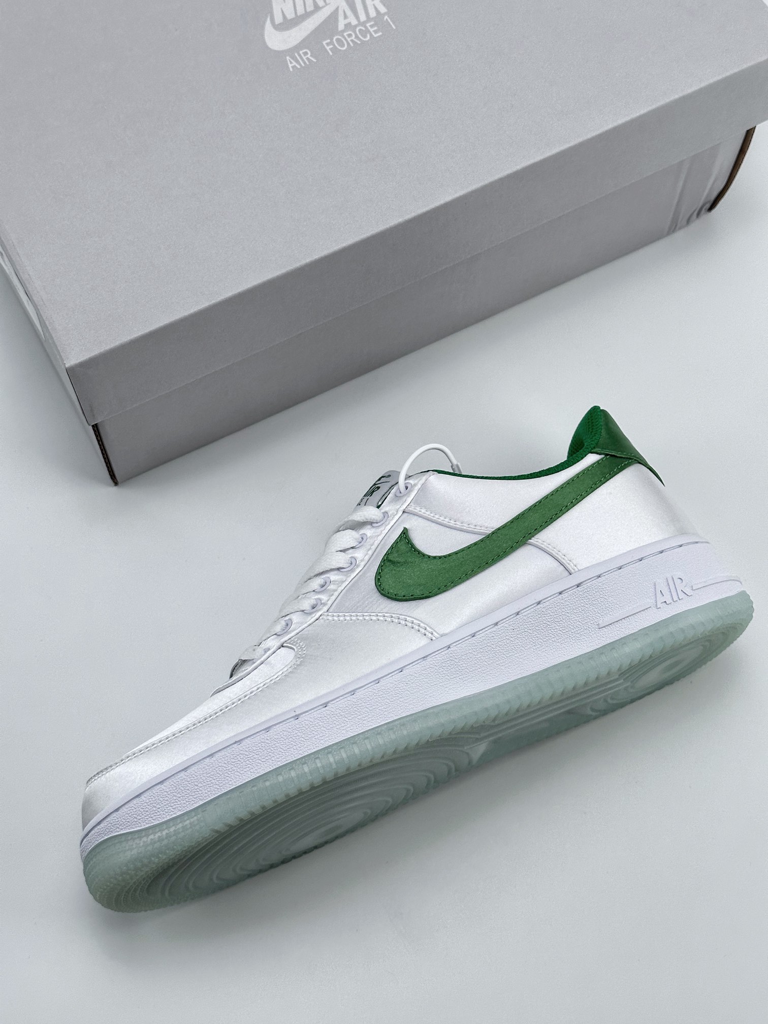 Nike Air Force 1 Low 07 ”Satin” Silk White Green DX6541-101