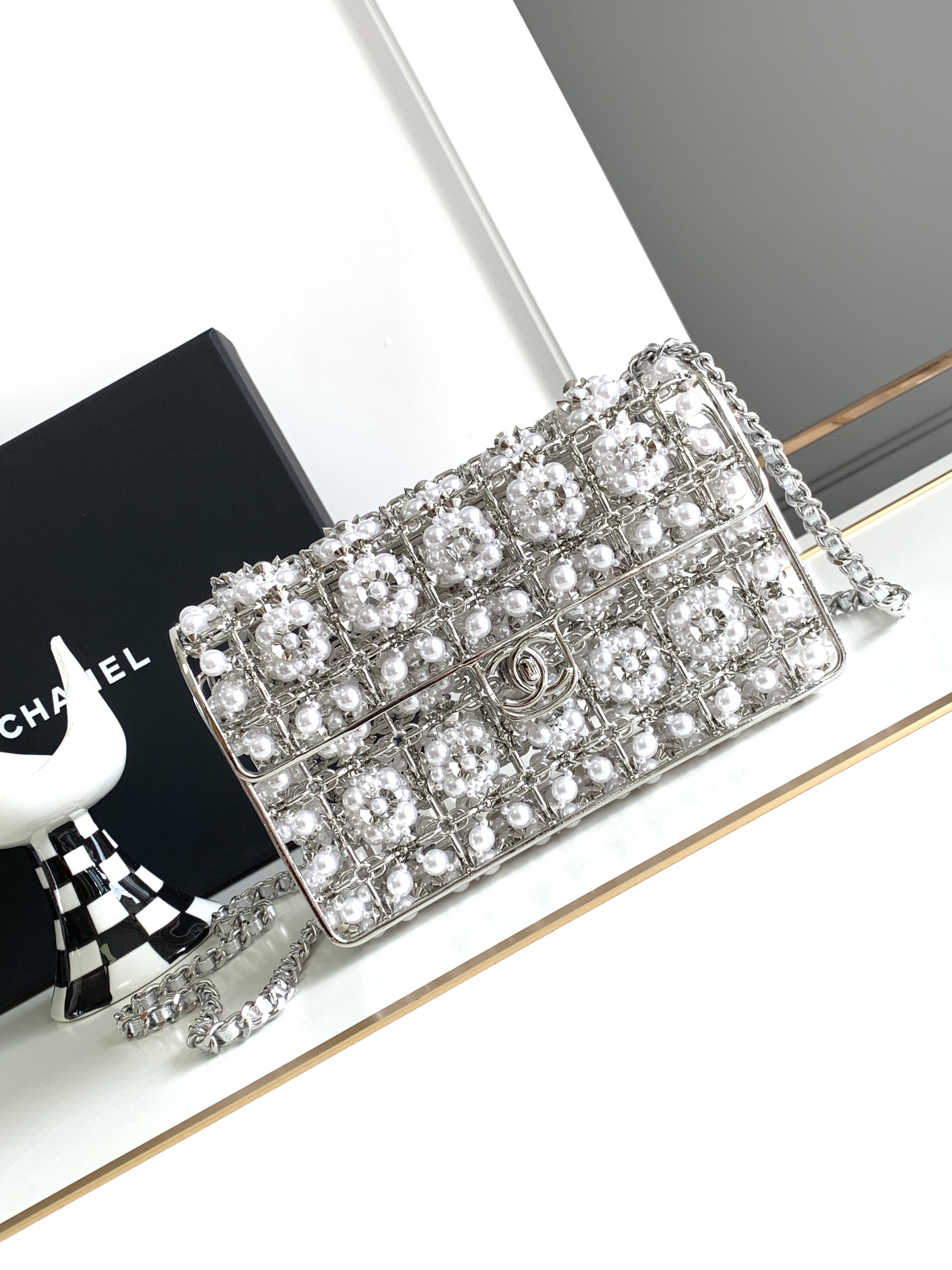 Buy best quality Replica
 Chanel Crossbody & Shoulder Bags Silver