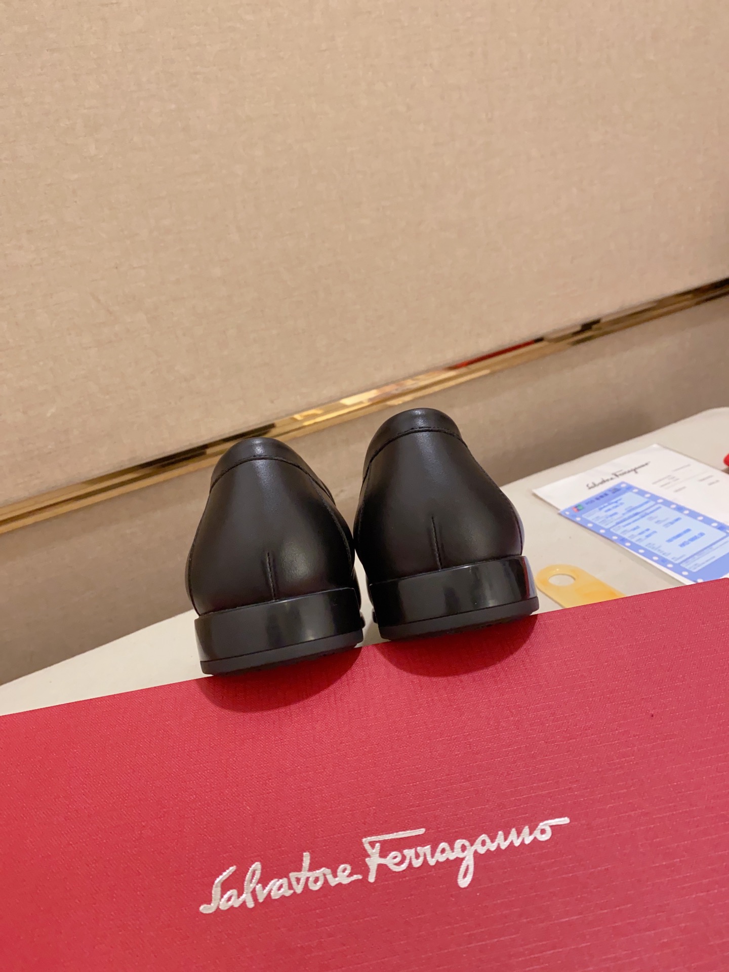 Precio de fábrica: alta versión Ferragamo calidad! ¡Exclusivo punto explosivo nuevo en los estantes,