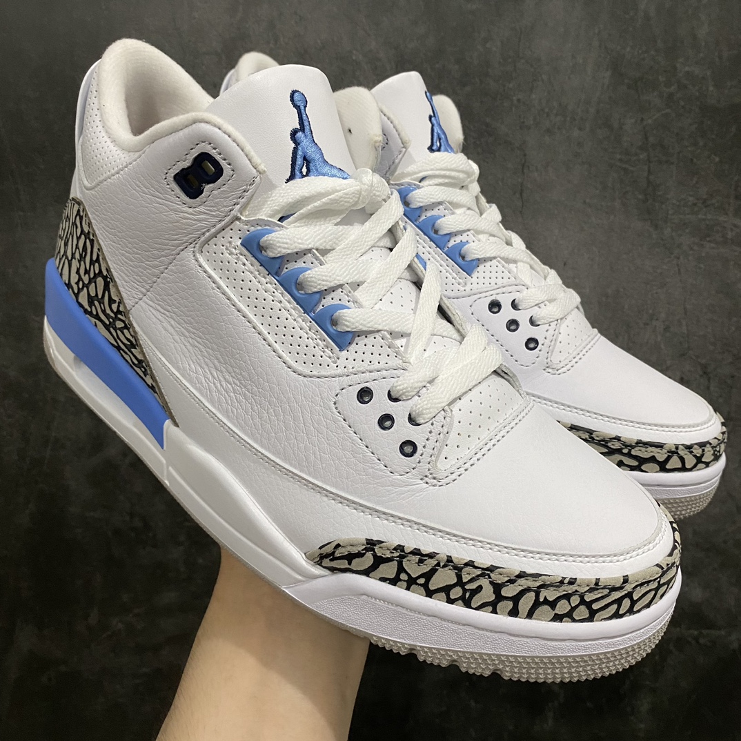 【莞产裁片版】Air Jordan AJ3 Retro \”Unc\” 北卡蓝纯原生产线出品毋庸置疑的顶级好货n原楦原纸板 一眼正品既视感原厂采购皮料 100%一致原版n鞋舌电绣发往原厂代工后回莆成型n细节均已解码 还原度高达98%货号：CT8532 104 尺码：40.5 41 42 42.5 43 44 44.5 45 46 47.5-莆田鞋批发中心