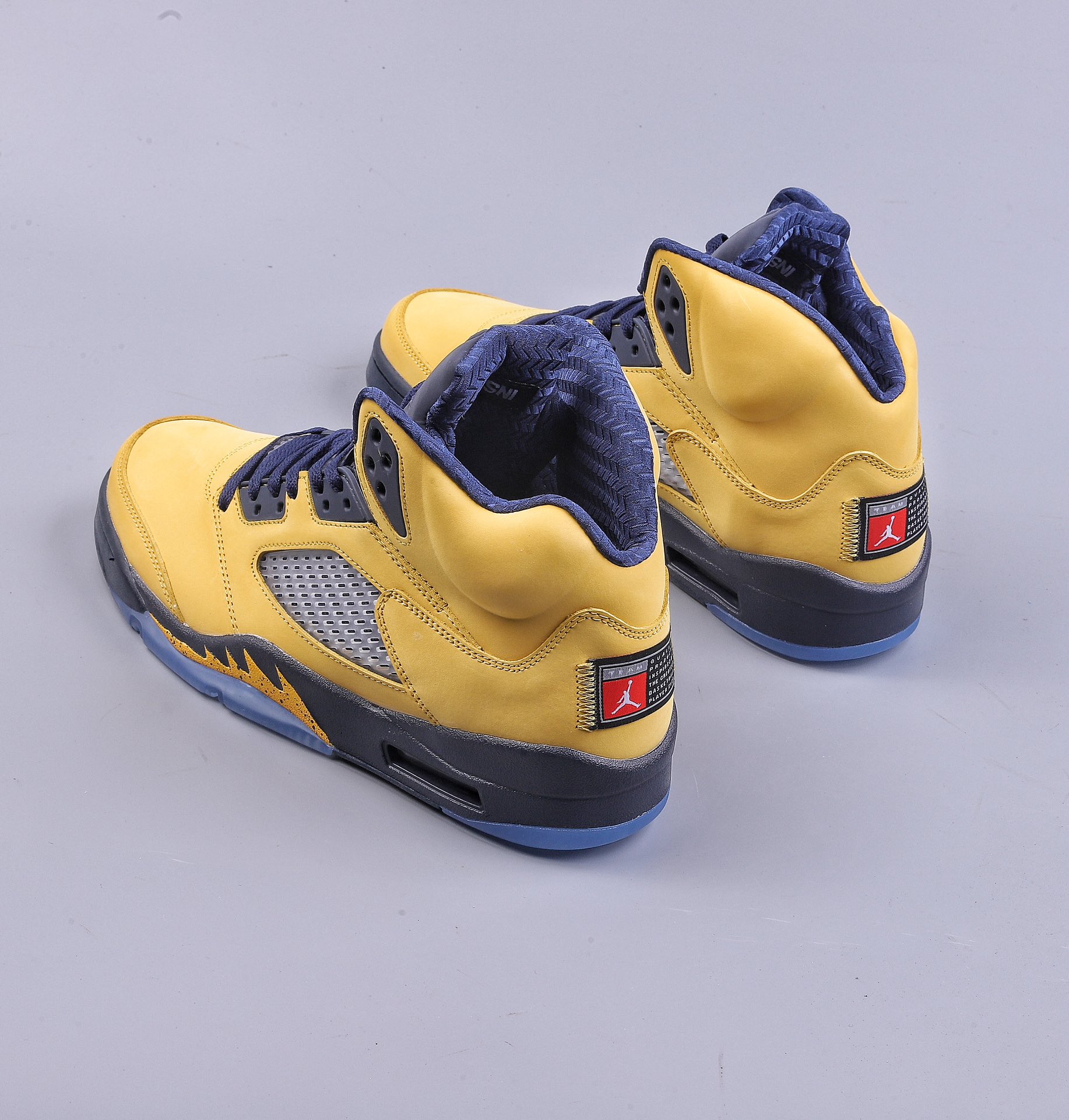 Air Jordan 5 Retro SE AJ5 Joe 5 Michigan Black Yellow 3M Reflective Tokyo Limited CQ9541-704