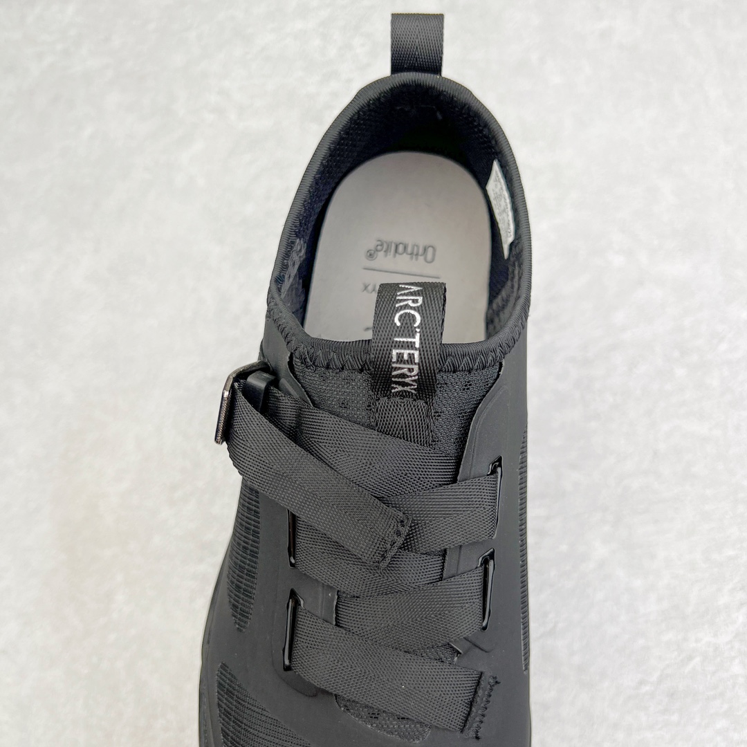 图片[5]-＃SG ARC\’TERYX BORA2 MID 18718 始祖鸟闭合卡扣 多功能徒步 户外攀爬登山鞋👏Arakys功能多样 是一款专门为攀爬峭壁和抱石运动地形设计的攀爬鞋 鞋底具有超强抓附能力，可以轻松解决抱石运动遇到的问题或在攀岩墙上快速攀爬Arakys在技术路线中非常实用，穿脱轻松容易，灵活高效，可轻松从攀岩到野外露营转换皮革鞋垫可赤脚穿着 而透气压胶鞋面在夏季感觉更舒适 可折叠鞋跟可变换成舒适的野营拖鞋 Arakys美观时尚，舒适且用途多样 适合日常穿着 尺码：39 40 41 42 43 44 45-选品中心