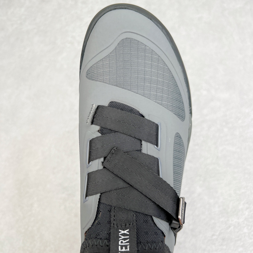 图片[4]-＃SG ARC\’TERYX BORA2 MID 18718 始祖鸟闭合卡扣 多功能徒步 户外攀爬登山鞋👏Arakys功能多样 是一款专门为攀爬峭壁和抱石运动地形设计的攀爬鞋 鞋底具有超强抓附能力，可以轻松解决抱石运动遇到的问题或在攀岩墙上快速攀爬Arakys在技术路线中非常实用，穿脱轻松容易，灵活高效，可轻松从攀岩到野外露营转换皮革鞋垫可赤脚穿着 而透气压胶鞋面在夏季感觉更舒适 可折叠鞋跟可变换成舒适的野营拖鞋 Arakys美观时尚，舒适且用途多样 适合日常穿着 尺码： 39 40 41 42 43 44 45-选品中心