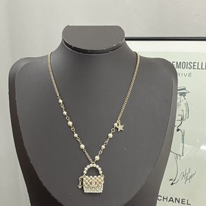 Chanel Jewelry Necklaces & Pendants Weave