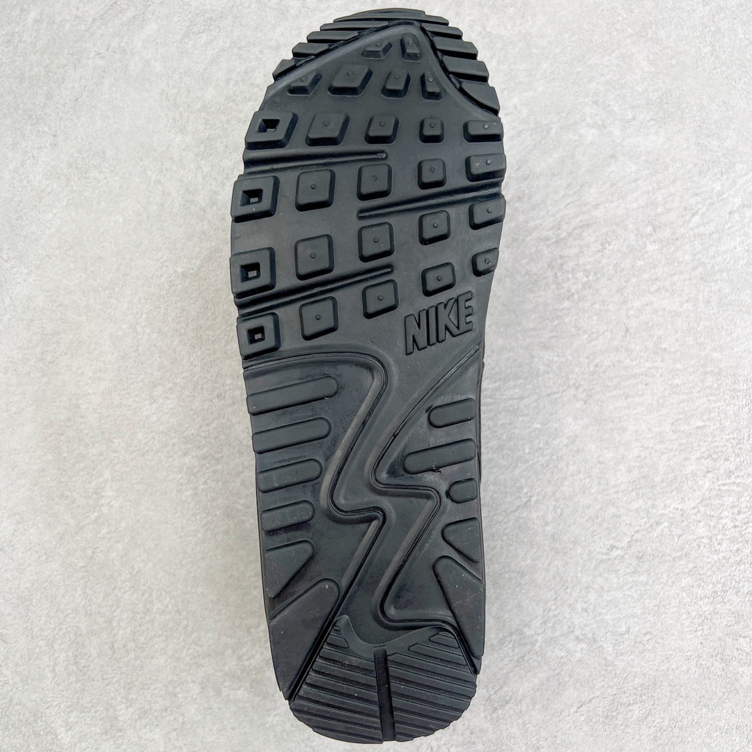 图片[9]-＃MX版 NK Air MAX 90 气垫复古减震跑步鞋 DH8010-001 经典重温 独家陆续补货 外单专供大厂出品 品质稳定 一百余色 终端操作 Air Max 90于1990年推出 来自Air Max系列 在Air Max 1的基础上改进而得 增加了气垫面积 外型上也更为流线 最特別的就是加入了菱纹塑胶嵌板 为Air Max 90增添了许多潮流气息 皮革鞋面 造就出色耐穿性和支撑力 Max Air缓震配置搭配泡棉中底 令Air Max 90轻盈而舒适 华夫格橡胶外底 铸就Air Max 90非凡的抓地力 而Air Max 90不仅是一双跑鞋 它成功跨越了时间的演进 成为了球鞋文化与潮流圈中最熟为人知的鞋款之一 尺码：36 36.5 37.5 38 38.5 39 40 40.5 41 42 42.5 43 44 44.5 45-选品中心