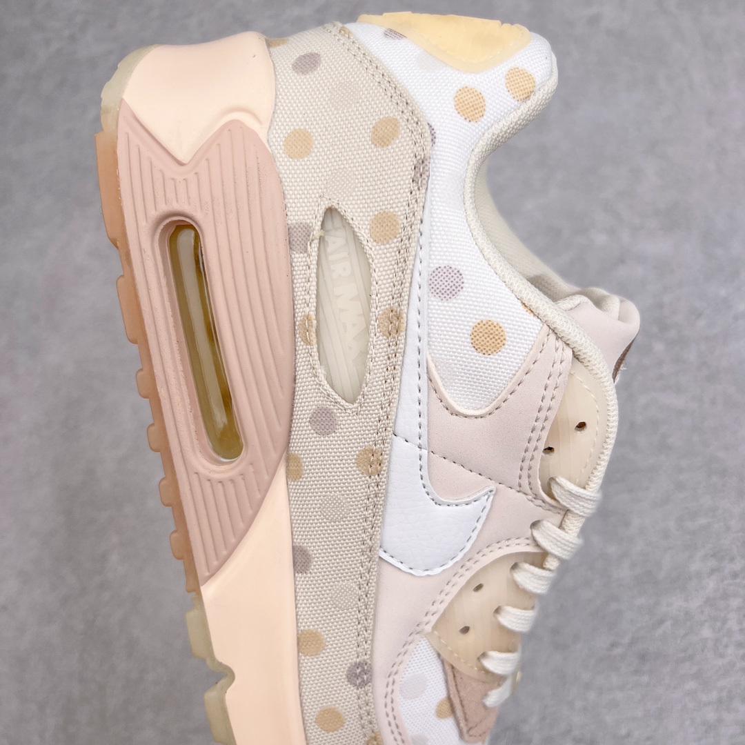 图片[6]-＃MX版 NK Air MAX 90 气垫复古减震跑步鞋 CZ1929-200 经典重温 独家陆续补货 外单专供大厂出品 品质稳定 一百余色 终端操作 Air Max 90于1990年推出 来自Air Max系列 在Air Max 1的基础上改进而得 增加了气垫面积 外型上也更为流线 最特別的就是加入了菱纹塑胶嵌板 为Air Max 90增添了许多潮流气息 皮革鞋面 造就出色耐穿性和支撑力 Max Air缓震配置搭配泡棉中底 令Air Max 90轻盈而舒适 华夫格橡胶外底 铸就Air Max 90非凡的抓地力 而Air Max 90不仅是一双跑鞋 它成功跨越了时间的演进 成为了球鞋文化与潮流圈中最熟为人知的鞋款之一 尺码：36 36.5 37.5 38 38.5 39 40 40.5 41 42 42.5 43 44 44.5 45-选品中心