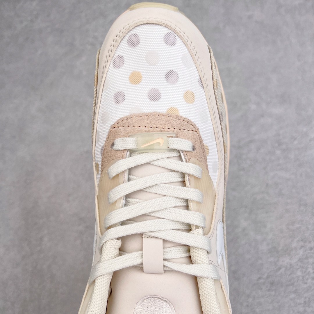 图片[4]-＃MX版 NK Air MAX 90 气垫复古减震跑步鞋 CZ1929-200 经典重温 独家陆续补货 外单专供大厂出品 品质稳定 一百余色 终端操作 Air Max 90于1990年推出 来自Air Max系列 在Air Max 1的基础上改进而得 增加了气垫面积 外型上也更为流线 最特別的就是加入了菱纹塑胶嵌板 为Air Max 90增添了许多潮流气息 皮革鞋面 造就出色耐穿性和支撑力 Max Air缓震配置搭配泡棉中底 令Air Max 90轻盈而舒适 华夫格橡胶外底 铸就Air Max 90非凡的抓地力 而Air Max 90不仅是一双跑鞋 它成功跨越了时间的演进 成为了球鞋文化与潮流圈中最熟为人知的鞋款之一 尺码：36 36.5 37.5 38 38.5 39 40 40.5 41 42 42.5 43 44 44.5 45-选品中心