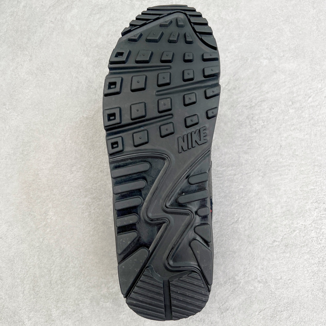图片[9]-＃MX版 NK Air MAX 90 气垫复古减震跑步鞋 DC9388-002 经典重温 独家陆续补货 外单专供大厂出品 品质稳定 一百余色 终端操作 Air Max 90于1990年推出 来自Air Max系列 在Air Max 1的基础上改进而得 增加了气垫面积 外型上也更为流线 最特別的就是加入了菱纹塑胶嵌板 为Air Max 90增添了许多潮流气息 皮革鞋面 造就出色耐穿性和支撑力 Max Air缓震配置搭配泡棉中底 令Air Max 90轻盈而舒适 华夫格橡胶外底 铸就Air Max 90非凡的抓地力 而Air Max 90不仅是一双跑鞋 它成功跨越了时间的演进 成为了球鞋文化与潮流圈中最熟为人知的鞋款之一 尺码：36 36.5 37.5 38 38.5 39 40 40.5 41 42 42.5 43 44 44.5 45-选品中心