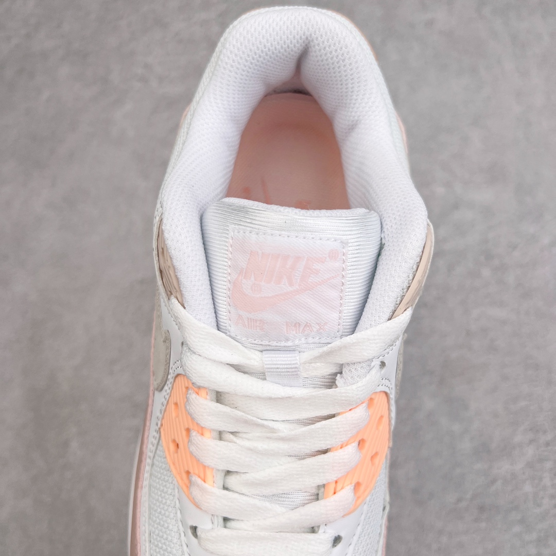 图片[5]-＃MX版 NK Air MAX 90 气垫复古减震跑步鞋 CT1030-101 经典重温 独家陆续补货 外单专供大厂出品 品质稳定 一百余色 终端操作 Air Max 90于1990年推出 来自Air Max系列 在Air Max 1的基础上改进而得 增加了气垫面积 外型上也更为流线 最特別的就是加入了菱纹塑胶嵌板 为Air Max 90增添了许多潮流气息 皮革鞋面 造就出色耐穿性和支撑力 Max Air缓震配置搭配泡棉中底 令Air Max 90轻盈而舒适 华夫格橡胶外底 铸就Air Max 90非凡的抓地力 而Air Max 90不仅是一双跑鞋 它成功跨越了时间的演进 成为了球鞋文化与潮流圈中最熟为人知的鞋款之一 尺码：36 36.5 37.5 38 38.5 39 40 40.5 41 42 42.5 43 44 44.5 45-选品中心