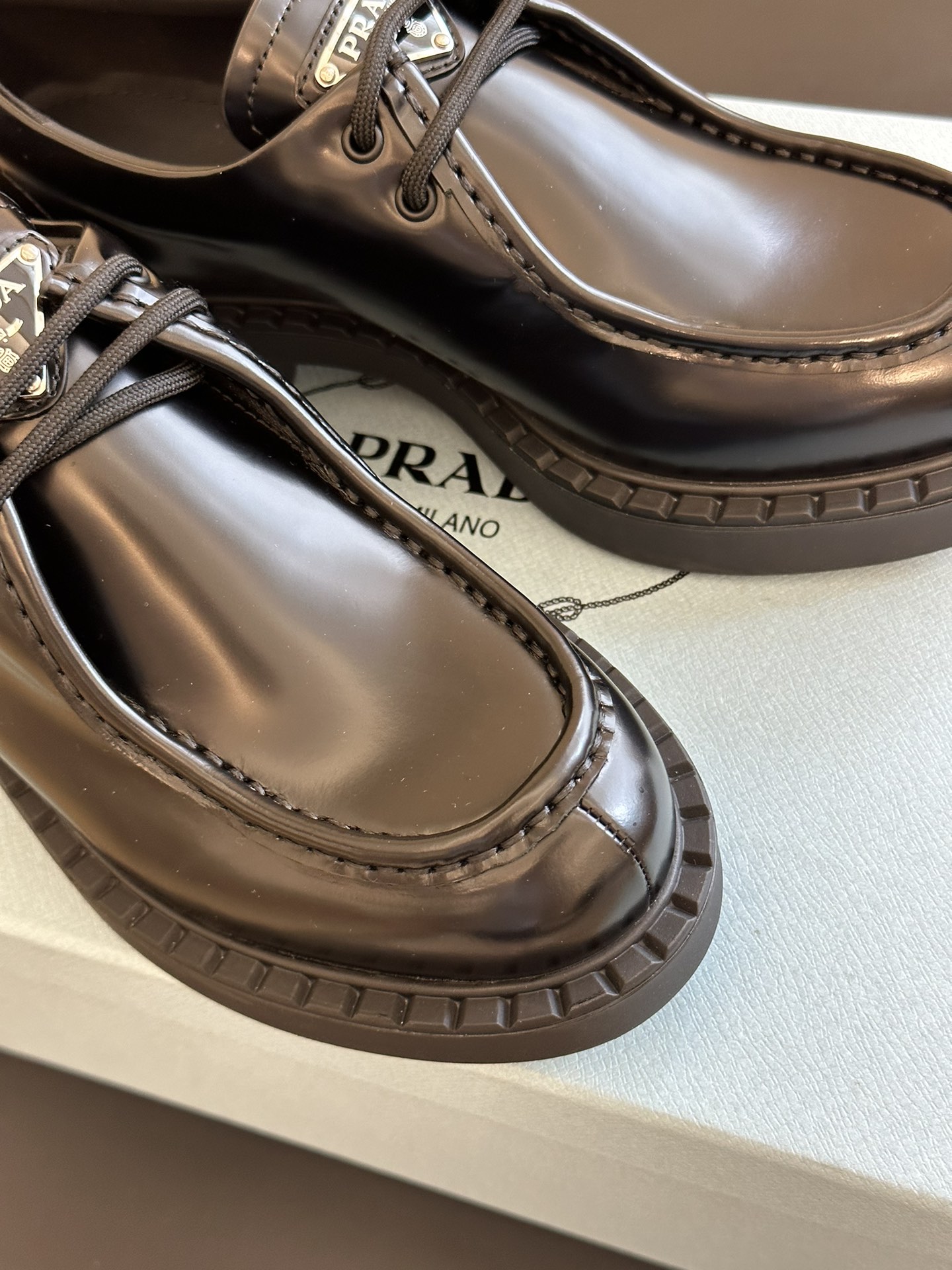 Fendi Classic Luxury Leather Shoe Loafer Ref.95C1AD76 6