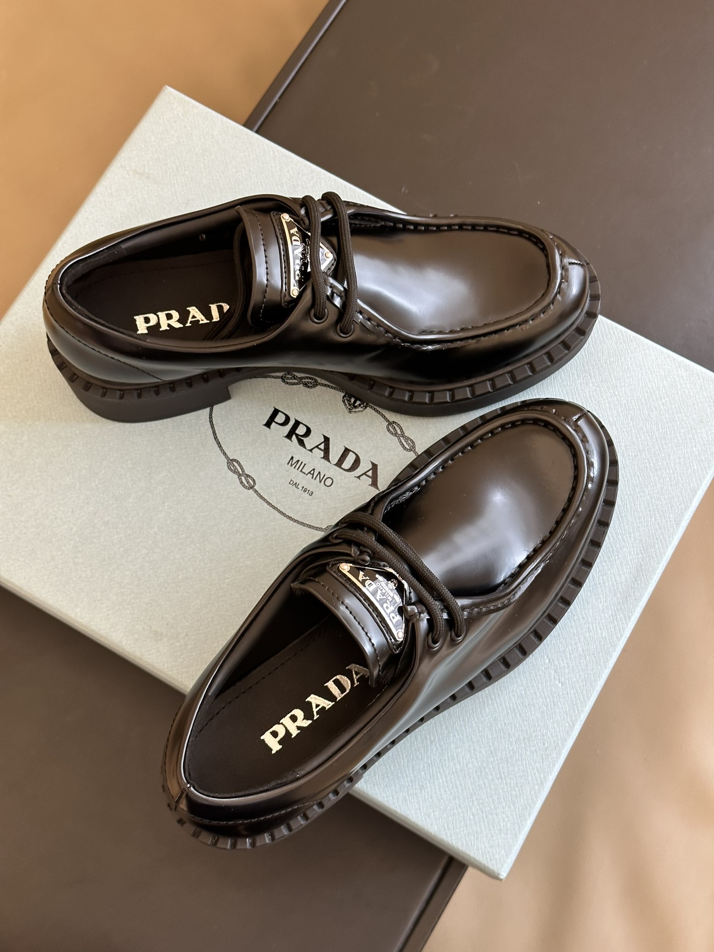 Fendi Classic Luxury Leather Shoe Loafer Ref.95C1AD76 3