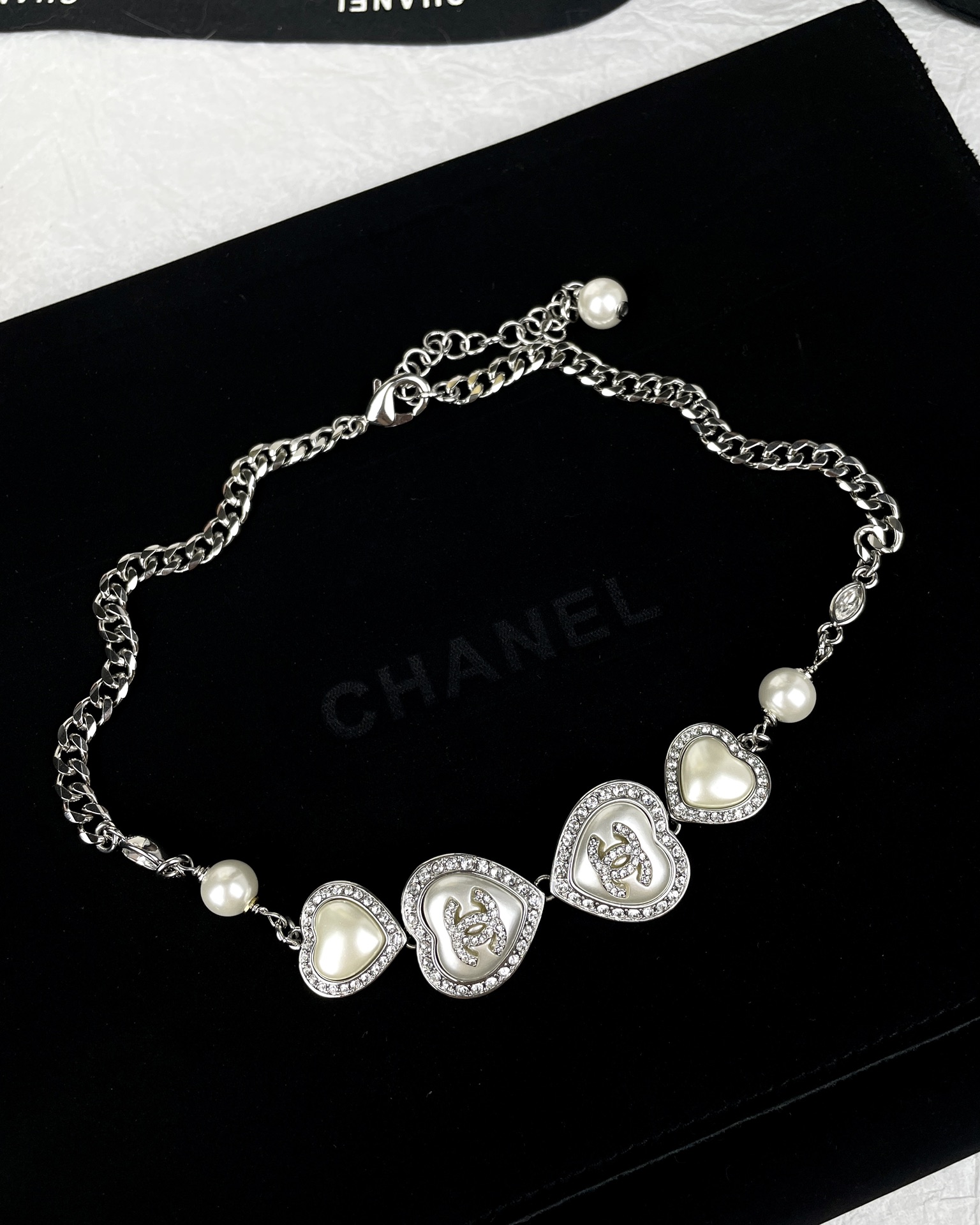 NO:101195,Chanel silver love diamond necklace, Chanel necklace, chanel, chanel, necklace19860909Chanel 银色爱心满钻 颈链项链,香奈儿项链,chanel,chanel,necklace,Jewelry
