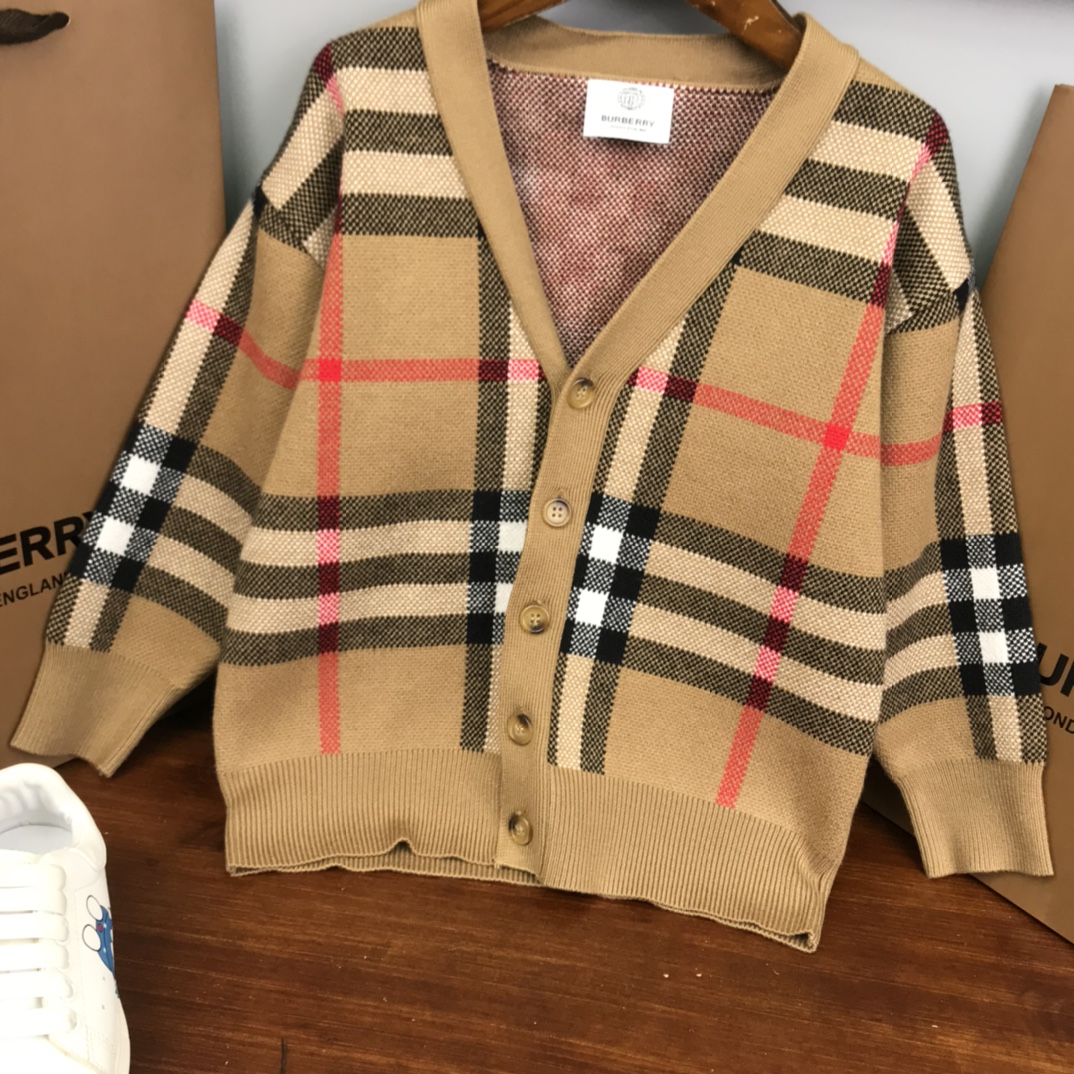 2023 Autumn High Children’s Long-Sleeved BBR Shirt Collection: Comfortable, Classic, Wooly Fabrics - 图片 4