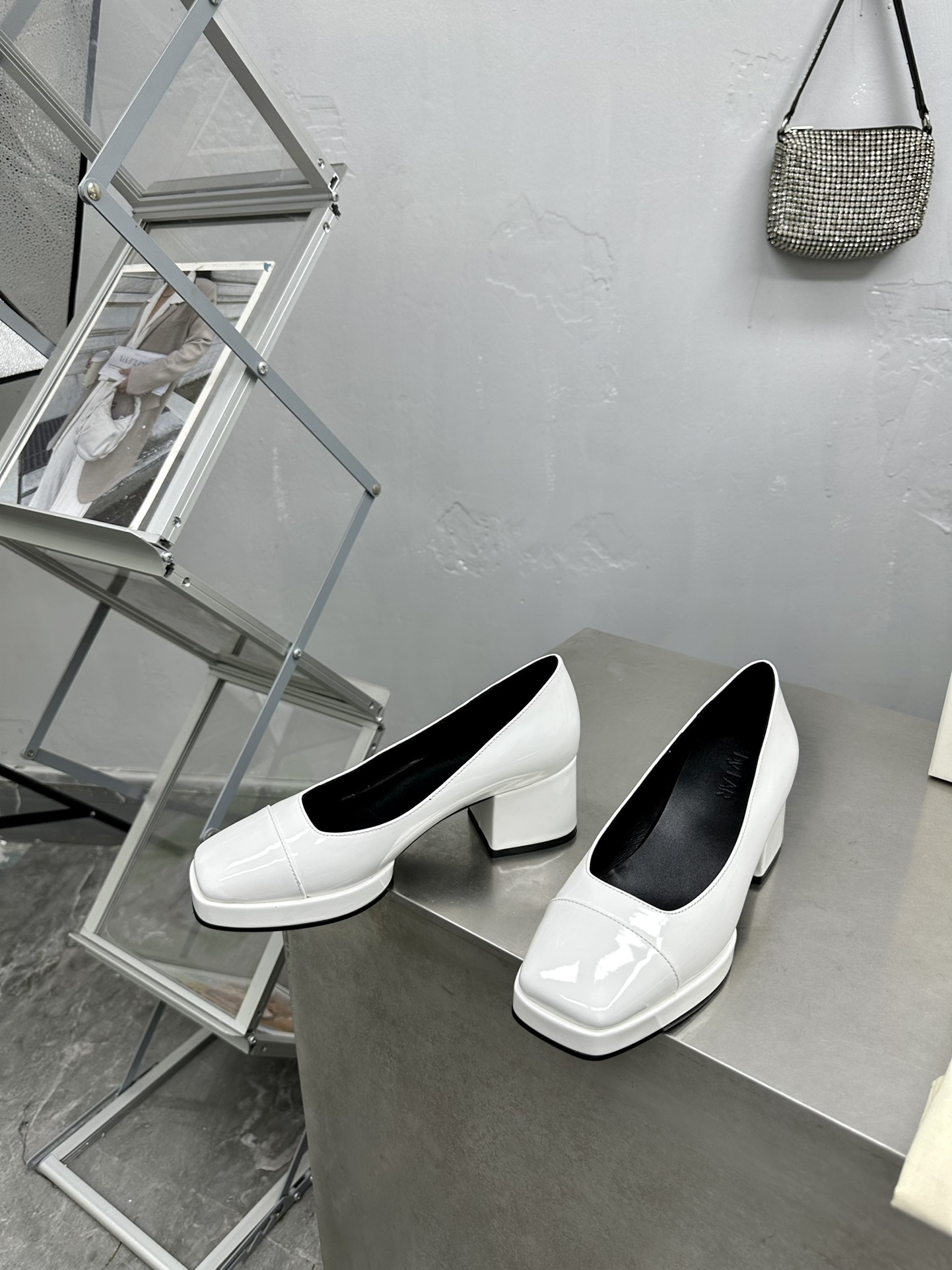 High Quality Mary Jennifer Shoes: Modern Style with Nostalgic Touch, Easy to Match Seasons - 图片 2