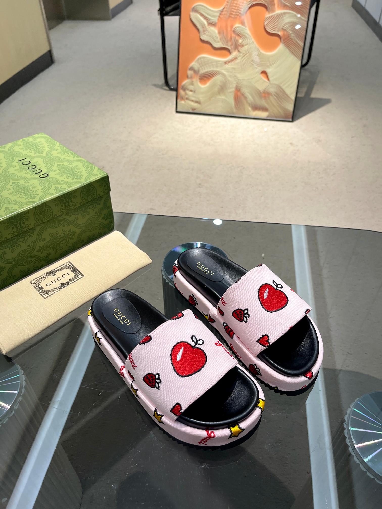 Gucci Limited Edition Platform Slides with Strawberry and Apple Print 2 a1693641025351 3403