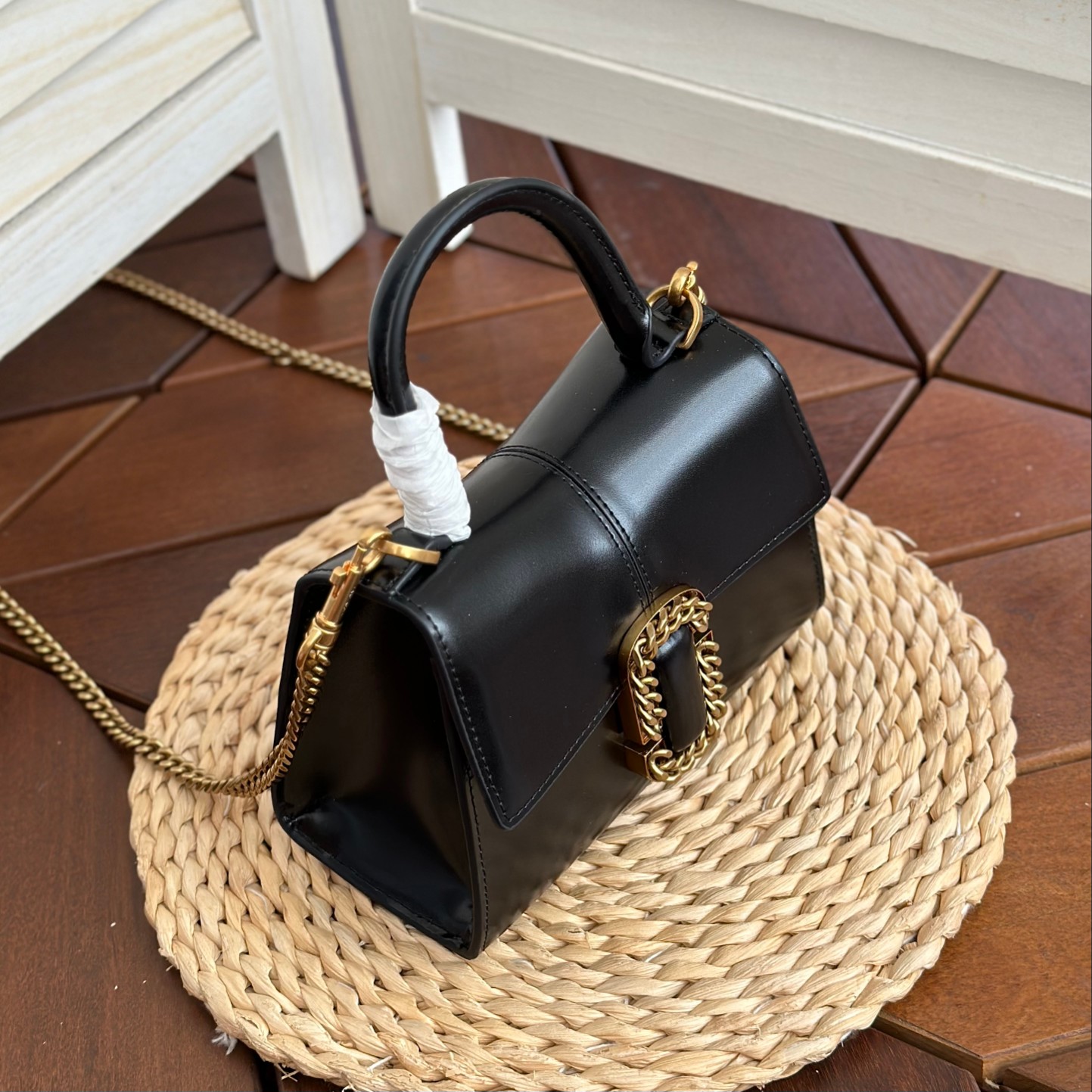 Marc Jacobs 黑色樱花粉