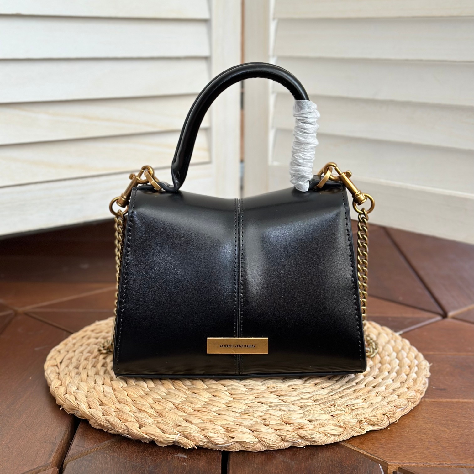 Marc Jacobs 黑色樱花粉
