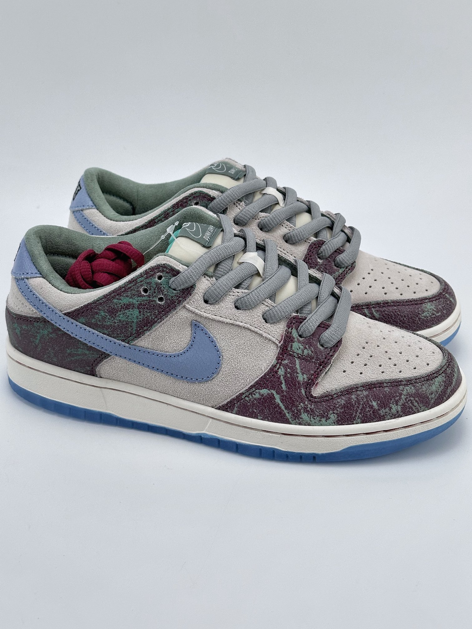 Nike SB Dunk Low 夏威夷扎染 FN4193-100