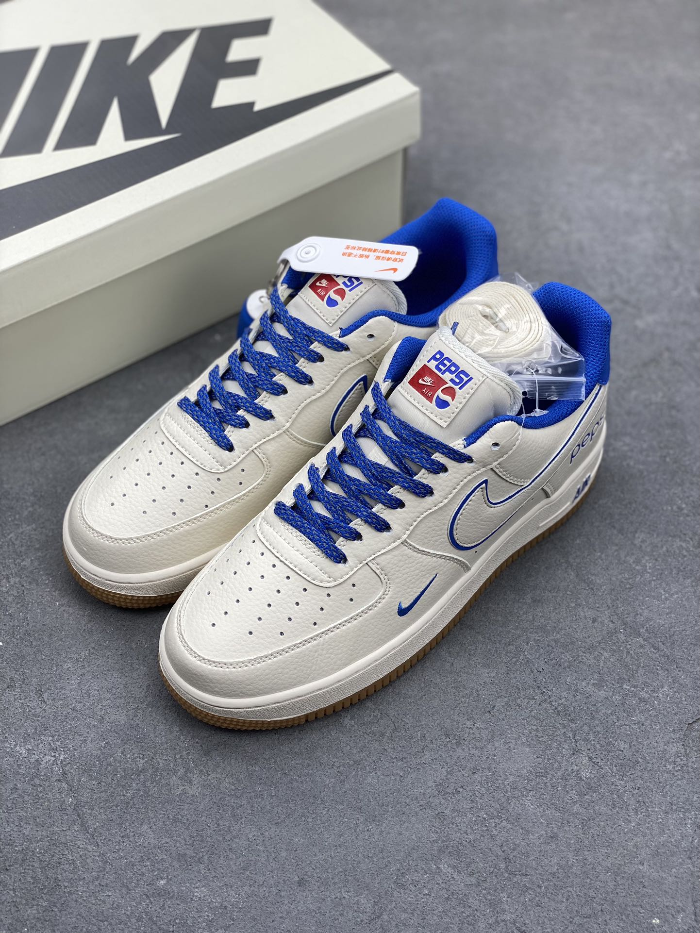 Nike Air Force 1 Low Pepsi Collaboration - Limited Edition Sneakers 9 i1693597652 9910 7