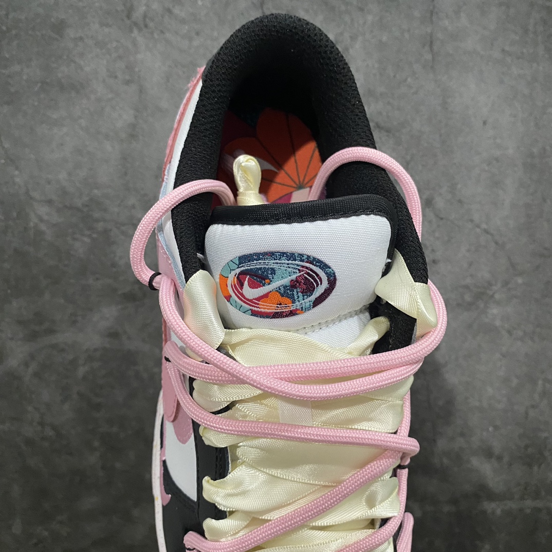 图片[8]-【CS版本】NK Dunk Low Multi-Color Swoosh SB低帮解构绑带活力三勾 樱花粉 货号：FD4623-131nn专业dunk大厂 主打dunk85系列的工厂n品质以及性价比都是市场无可匹敌的存在n皮料用的扎实 裁边清洁度超高 鞋型细节也没任何问题n强烈推荐 配色非常齐全 终端供应💪🏻  尺码：36 36.5 37.5 38 38.5 39 40-莆田鞋批发中心