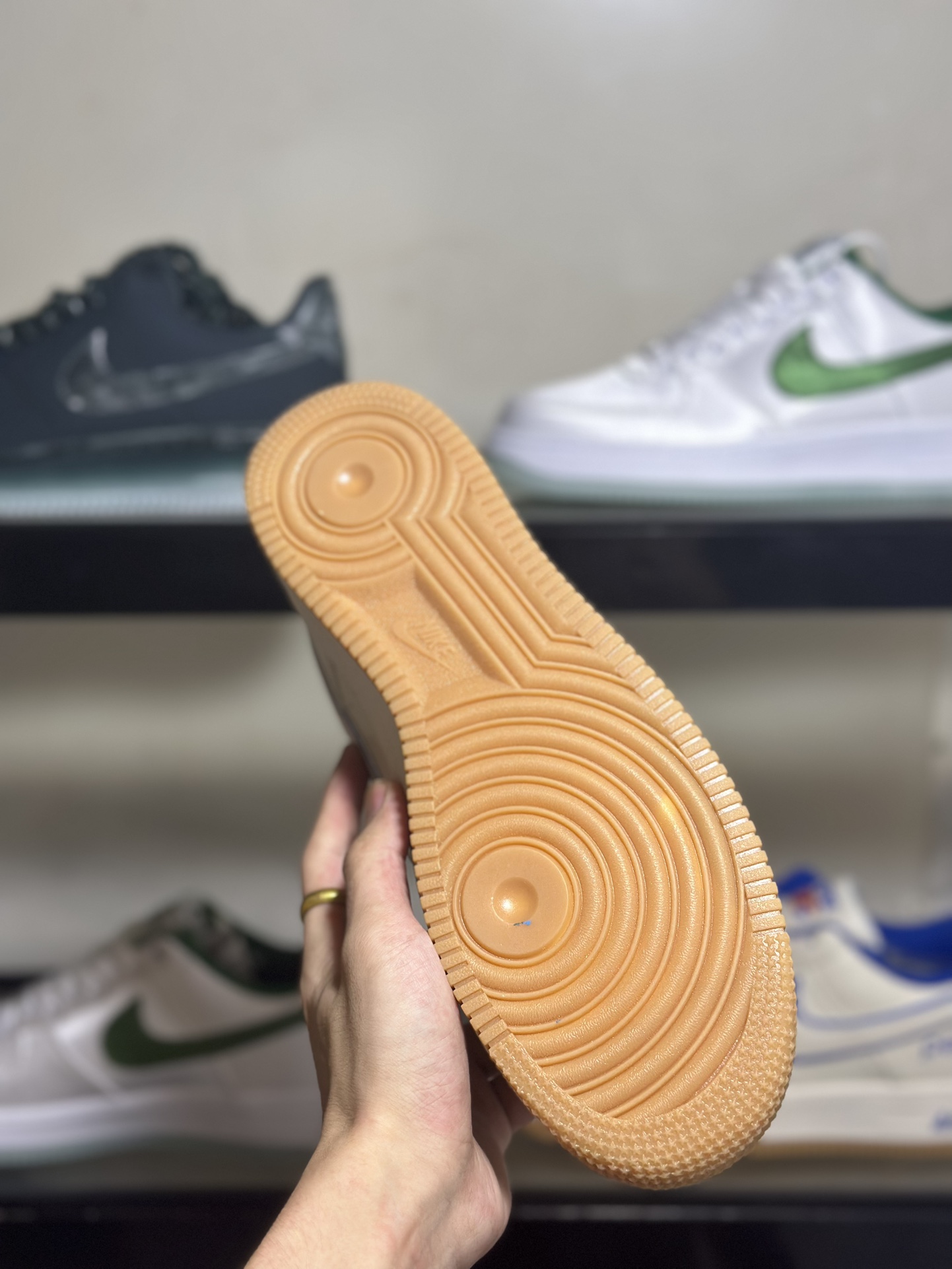 海外限量发售！NikeAirForc