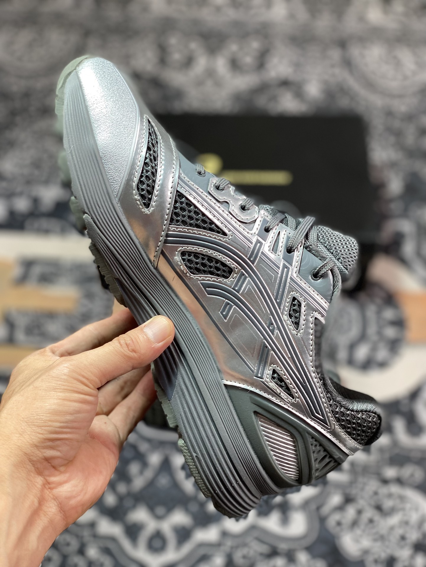 Kiko Kostadinov x ASICS Gel-Korika series low-top functional outdoor style casual sports running shoes ”Space Silver Dark Gray” 1023A010-020