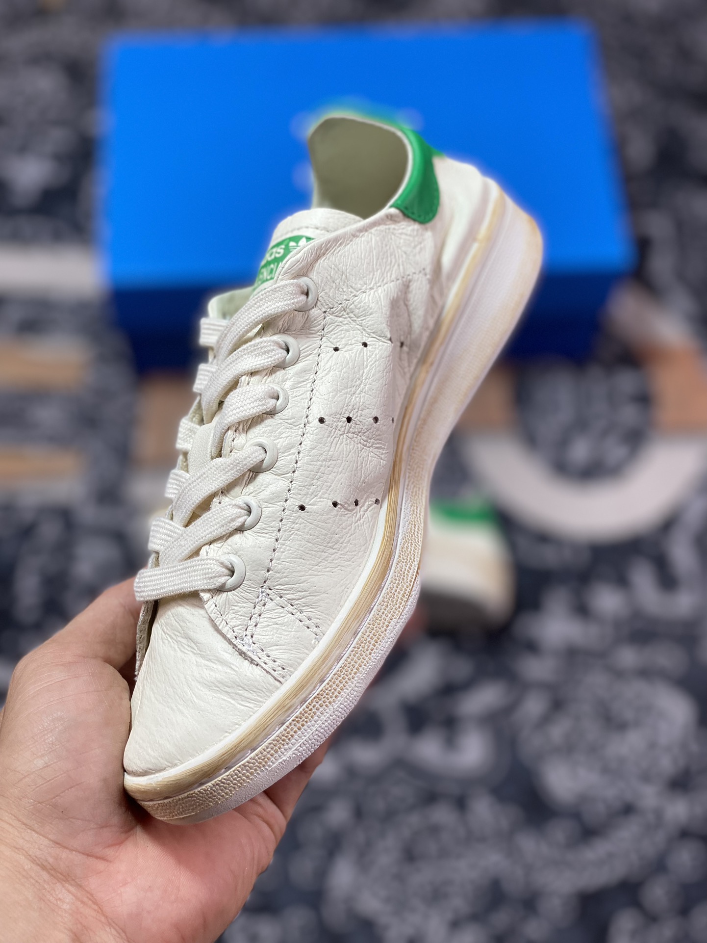 Balenciaga x Adidas Stan Smith Leather ”White Green” Smith sneakers ”Leather joint beige green distressed” 721836 WBDV4 9703