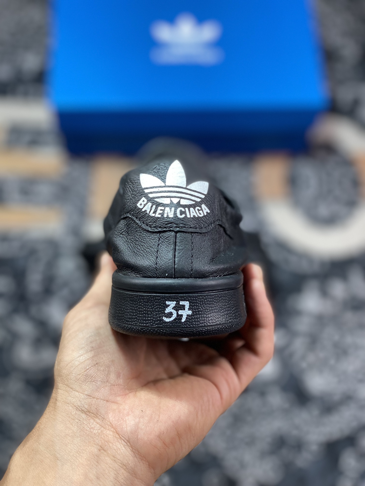 Balenciaga x Adidas Stan Smith Leather ”Triple Black” Smith old version series low-top sneakers ”Leather joint full black and white LOGO” 721836 WBDV3 1000