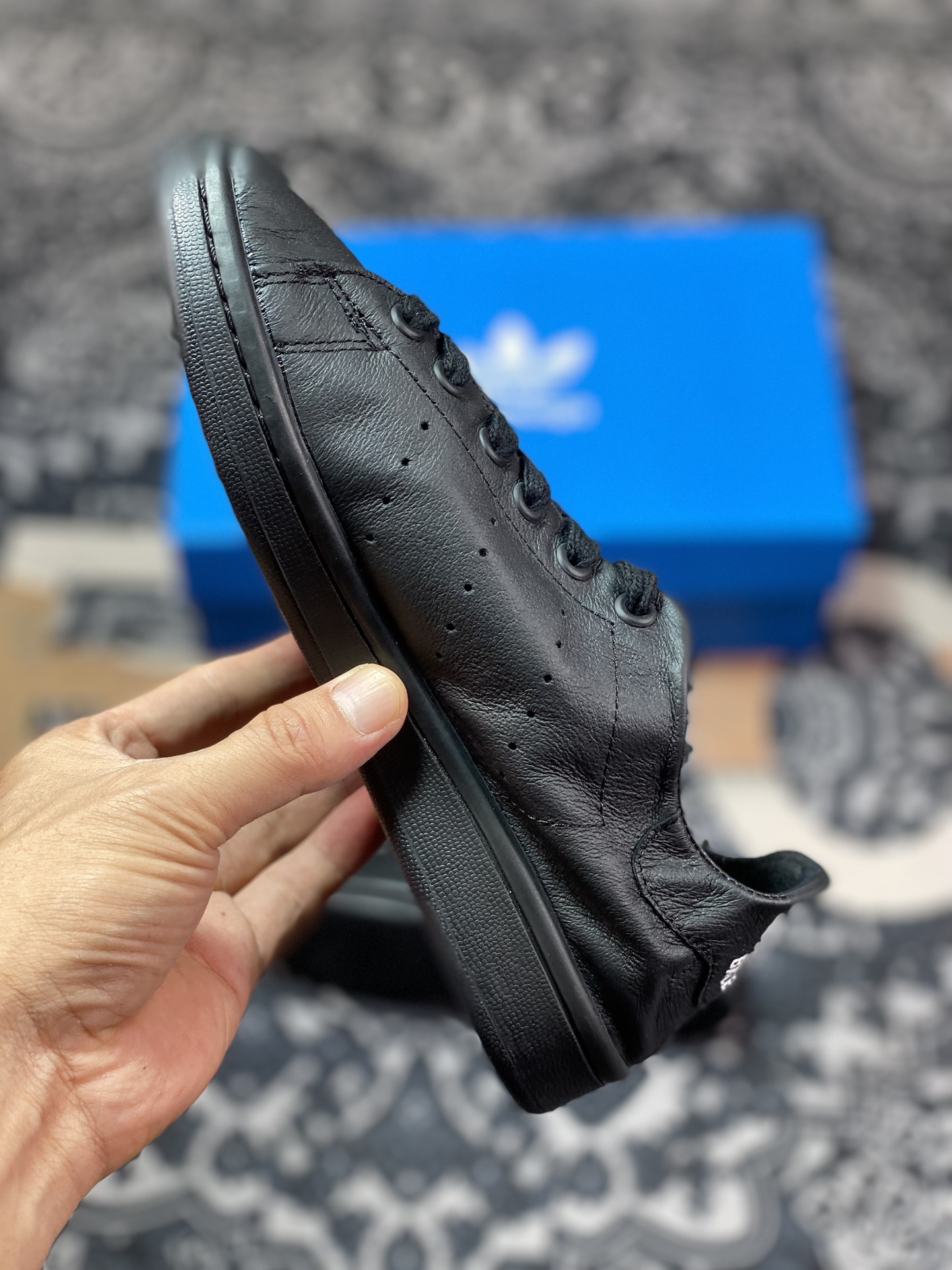 Balenciaga x Adidas Stan Smith Leather ”Triple Black” Smith old version series low-top sneakers ”Leather joint full black and white LOGO” 721836 WBDV3 1000