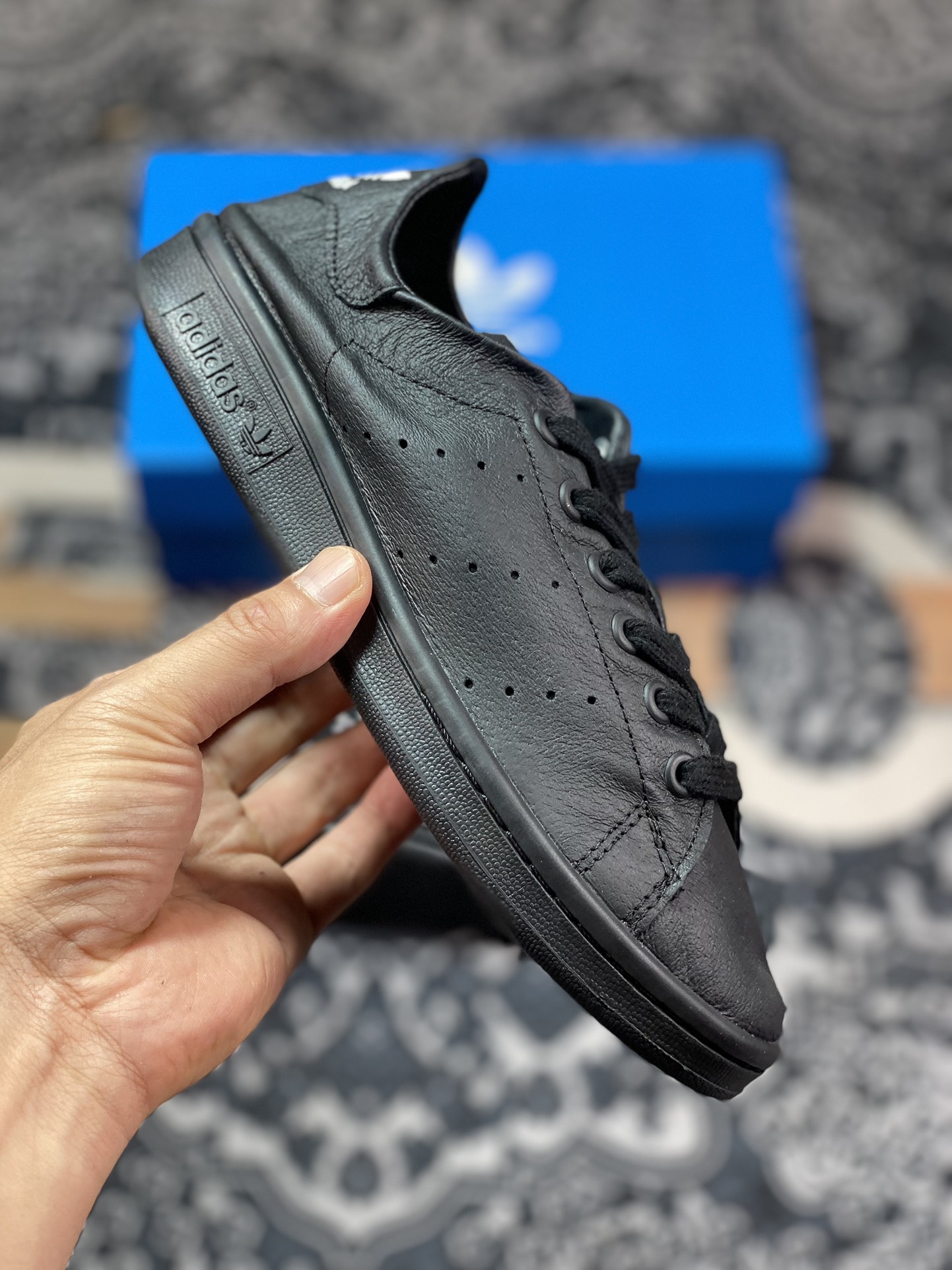 Balenciaga x Adidas Stan Smith Leather ”Triple Black” Smith old version series low-top sneakers ”Leather joint full black and white LOGO” 721836 WBDV3 1000