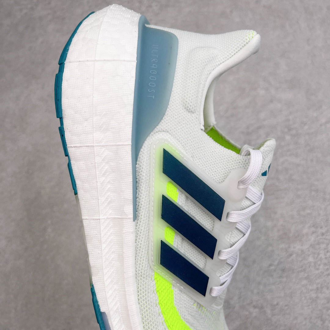 图片[6]-零售💰270 ＃YG纯原 AD Ultra Boost Light UB2023系列低帮袜套式针织透气缓震休闲运动慢跑鞋 HP9203 德国进口巴斯夫大底 全套原纸板楦头开发 原厂特供飞织面配套加持 确保原汁原味 完美呈现版型 一比一还原zp踩屎脚感 原档案底模数据 正确多层组合大底 辰元原厂针织代工 细节还原度极高 独家外贸特供开发至48.5 历经10年不断创新以科技重塑跑步推出全新超轻新科技跑鞋 力求为跑步添活力 搭载LIGHT BOOST中底的新鲜演绎 无论节奏快慢、距离长短 伴你活力畅跑 延续了该系列的设计语言 采用分区编织鞋面 鞋头处网眼孔洞更大 提升透气性 一体式鞋舌 避免运动中出现偏移 实现鞋脚一体性 鞋侧 TPU 材质 有效提供支撑性 镂空的设计 同时减轻整体重量 最明显的则是中底部分 不仅是厚度夸张 大家最熟悉的 Boost 材质终于迎来升级 减重 30% 带来更轻量化的上脚感受 SIZE：39 40 40.5 41 42 42.5 43 44 44.5 45 46 47 48 编码：by2936070-运动鞋