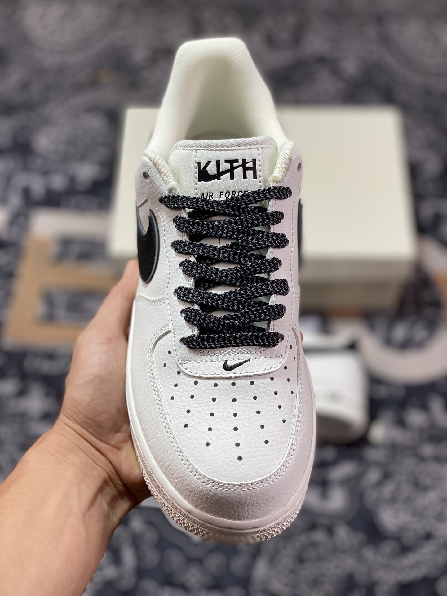 Kith x Air Force 1 Low NYC US White/Black NY9668-235