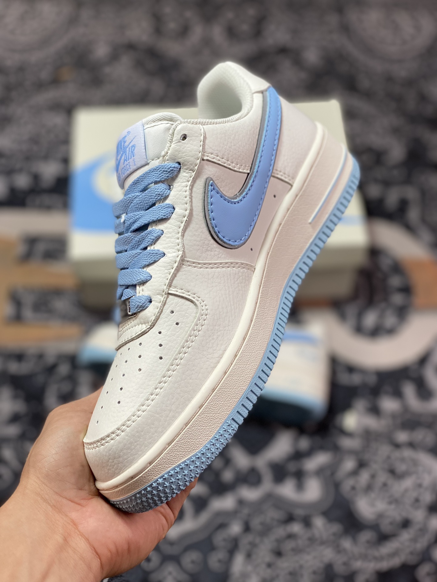 Nike Air Force 1'07 Low EMB ”Beige/Light Blue/Hoops/Mini Swoosh” Air Force One sneakers ”Off-white light blue Hoops embroidered small hook” HP2369-006