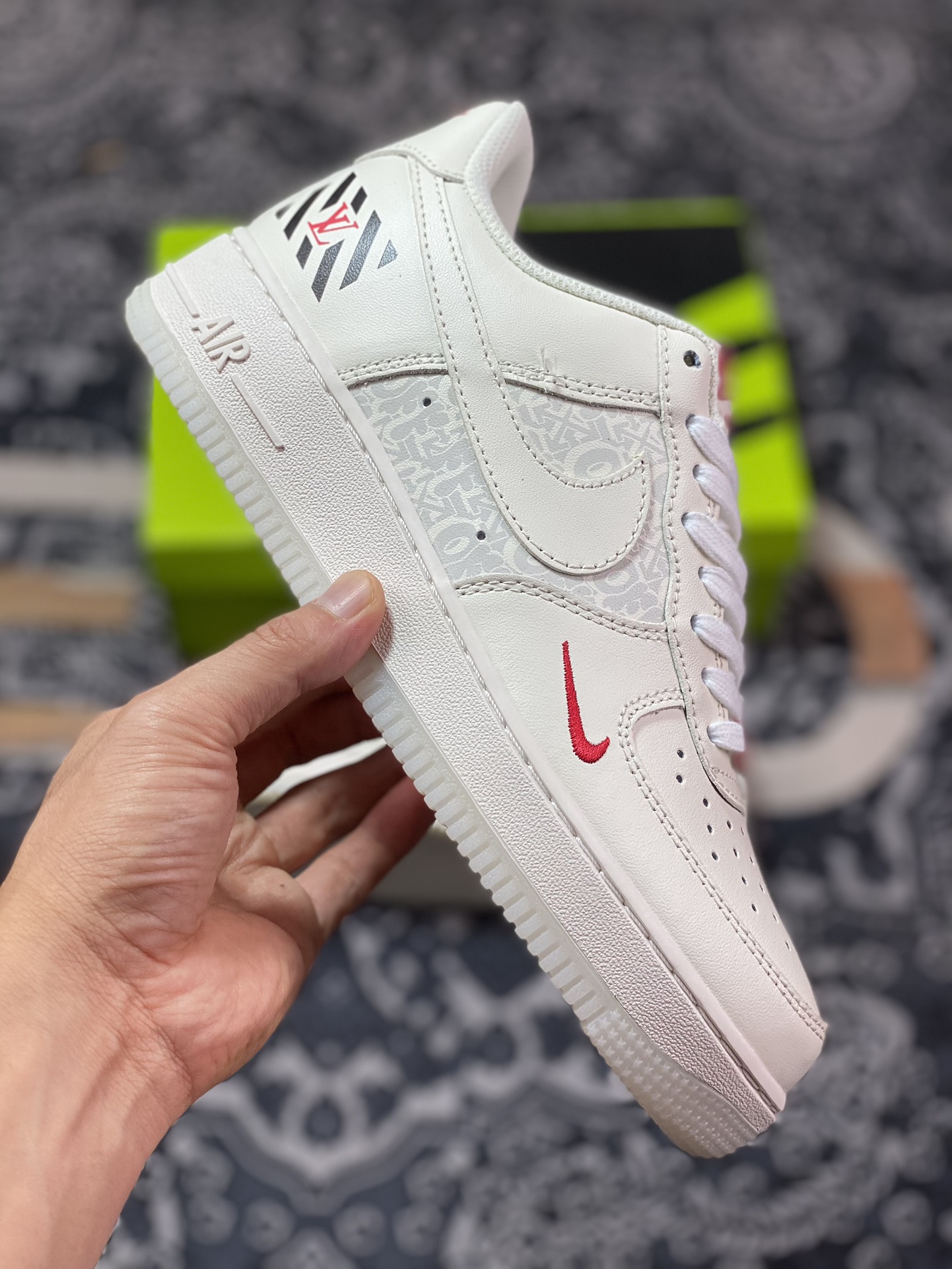 Louis Vuitton x Nike Air Force 1 07 LV8 Low ”Off-White/Beige/Red LV” Air Force One Sneakers ”OW Joint Beige Black and Red LV Print” BS6055-825