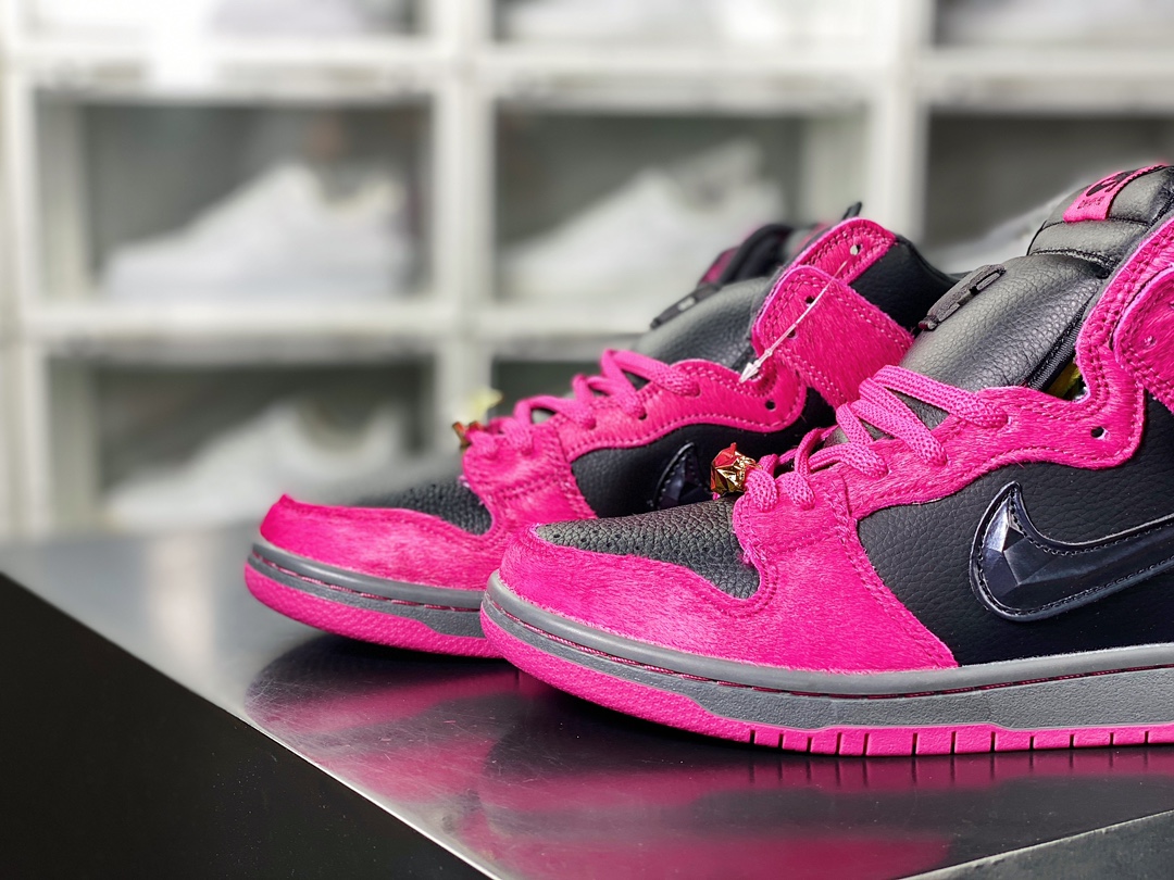 Run The Jewels x Nike SB Dunk High QS ”4/20” Dunk Series High Top Sneakers ”Joint Pink Black” DX4356-600