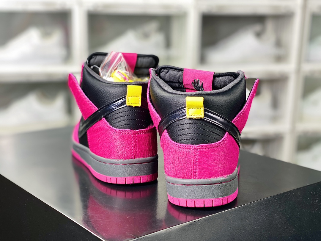 Run The Jewels x Nike SB Dunk High QS ”4/20” Dunk Series High Top Sneakers ”Joint Pink Black” DX4356-600