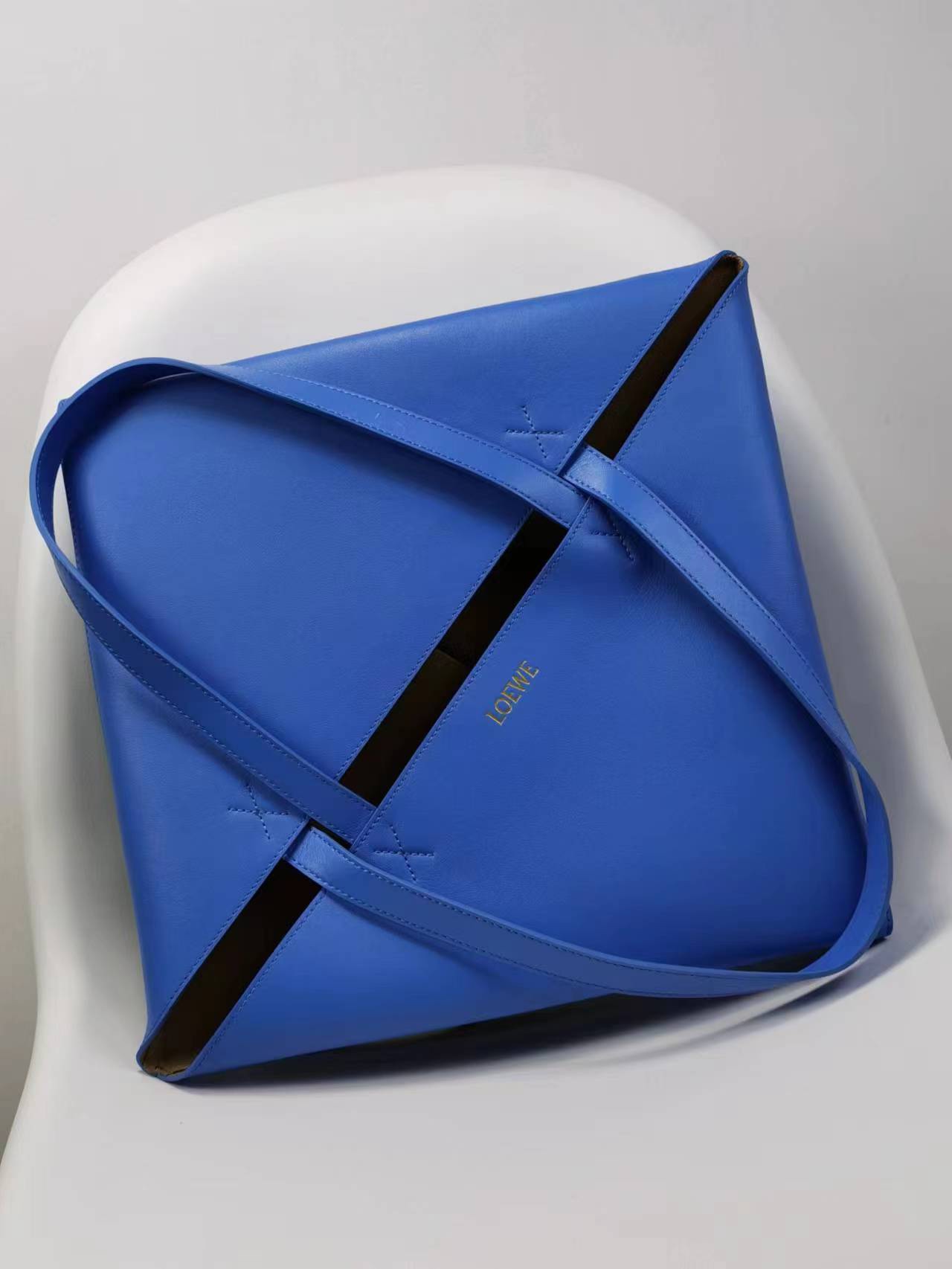 Loewe Puzzle Fold Large Tote Bag in Shiny Leather - Geometric Design, Foldable 10 i1693634255 65 8