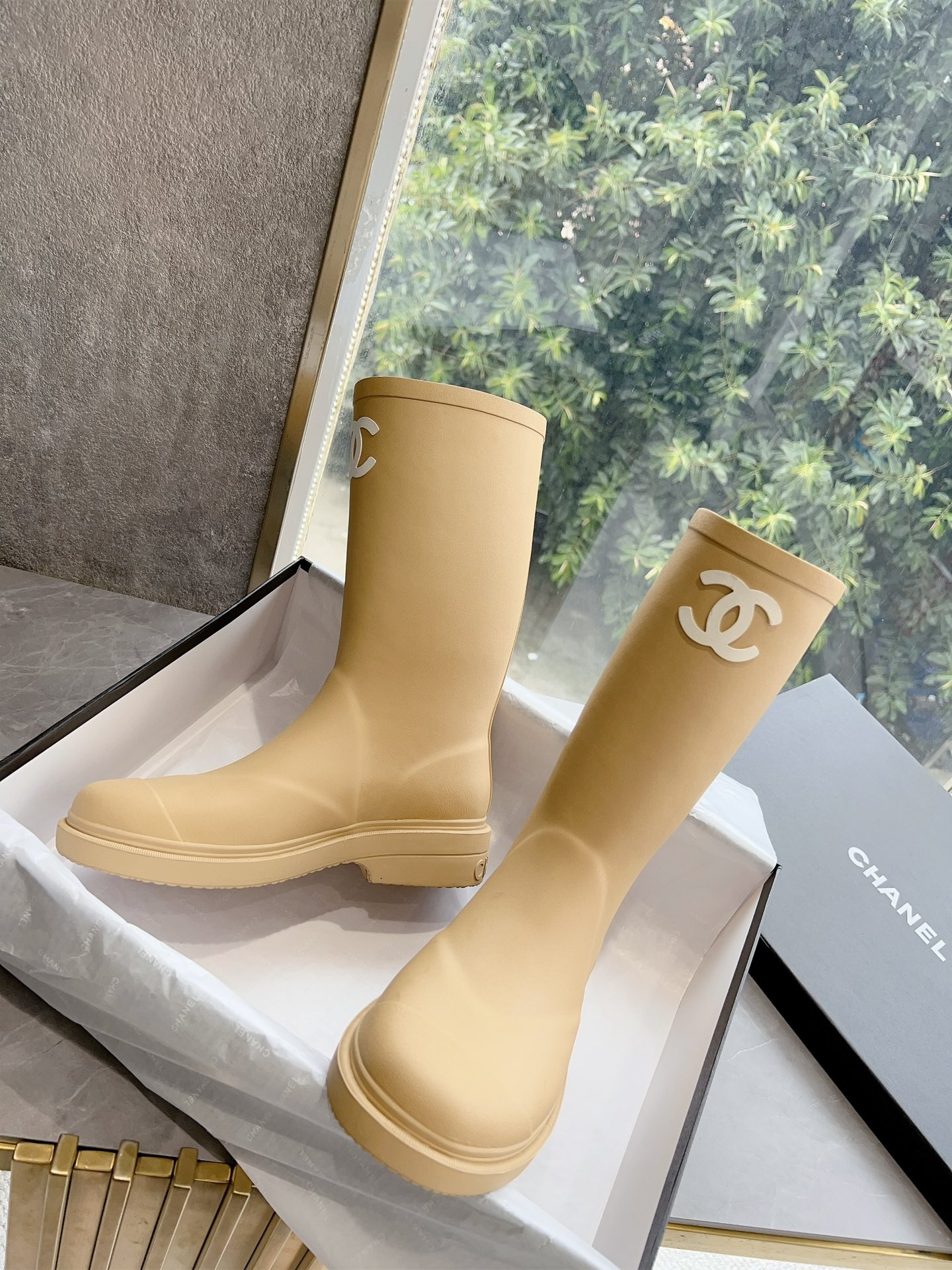 黑色现货供应G319爆款来袭❤️Chane*太适合雨季穿啦。爆款雨靴❤️全网最火雨靴、全新购入重金模具升级、绝对不会后悔 黑色现货供应G319爆款来袭❤️Chane*太适合雨季穿啦。爆款雨靴❤️全网最火雨靴、全新购入重金模具升级、绝对不会后悔