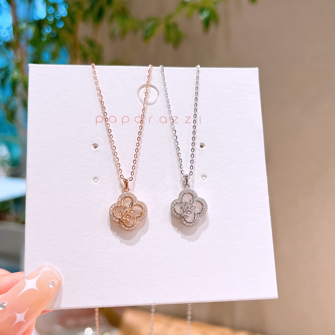 高級感高品質シルバーネックレスゴールド 旅行