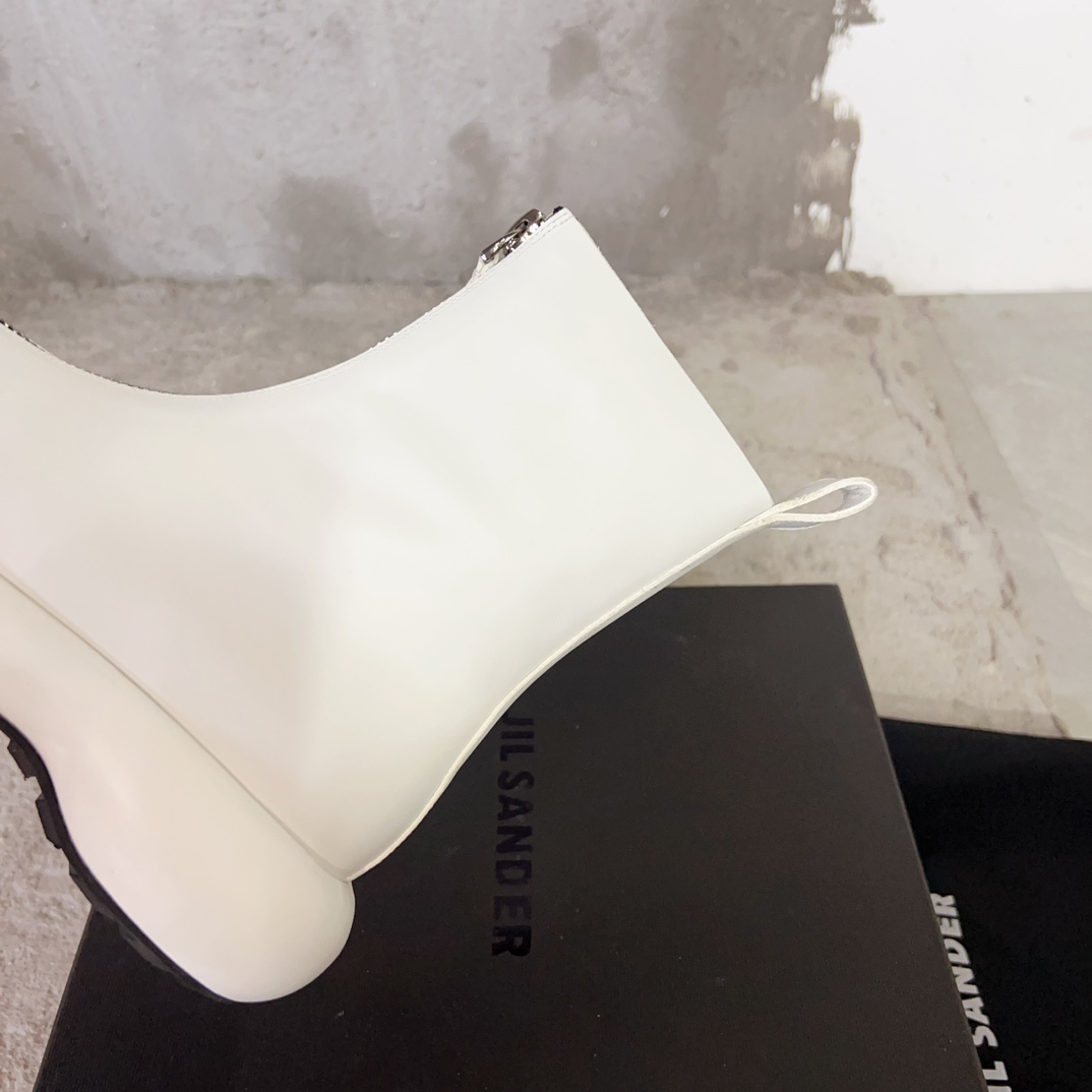 JILSANDER/吉尔23秋冬新品