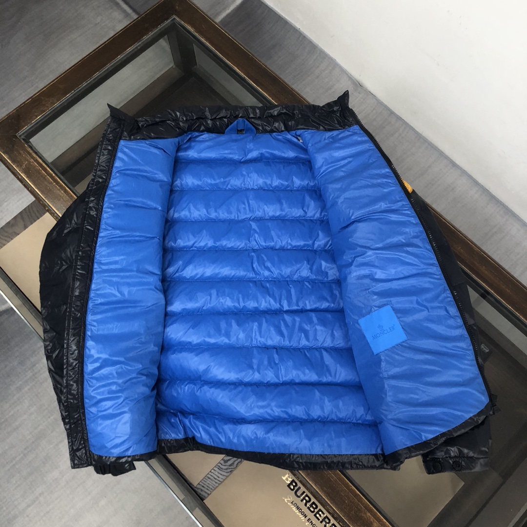  🔹轻薄款🔹MONCL#ER (蒙#口) 2024冬季男士走秀款羽绒服 专柜最新 最高等级90绒 软壳面