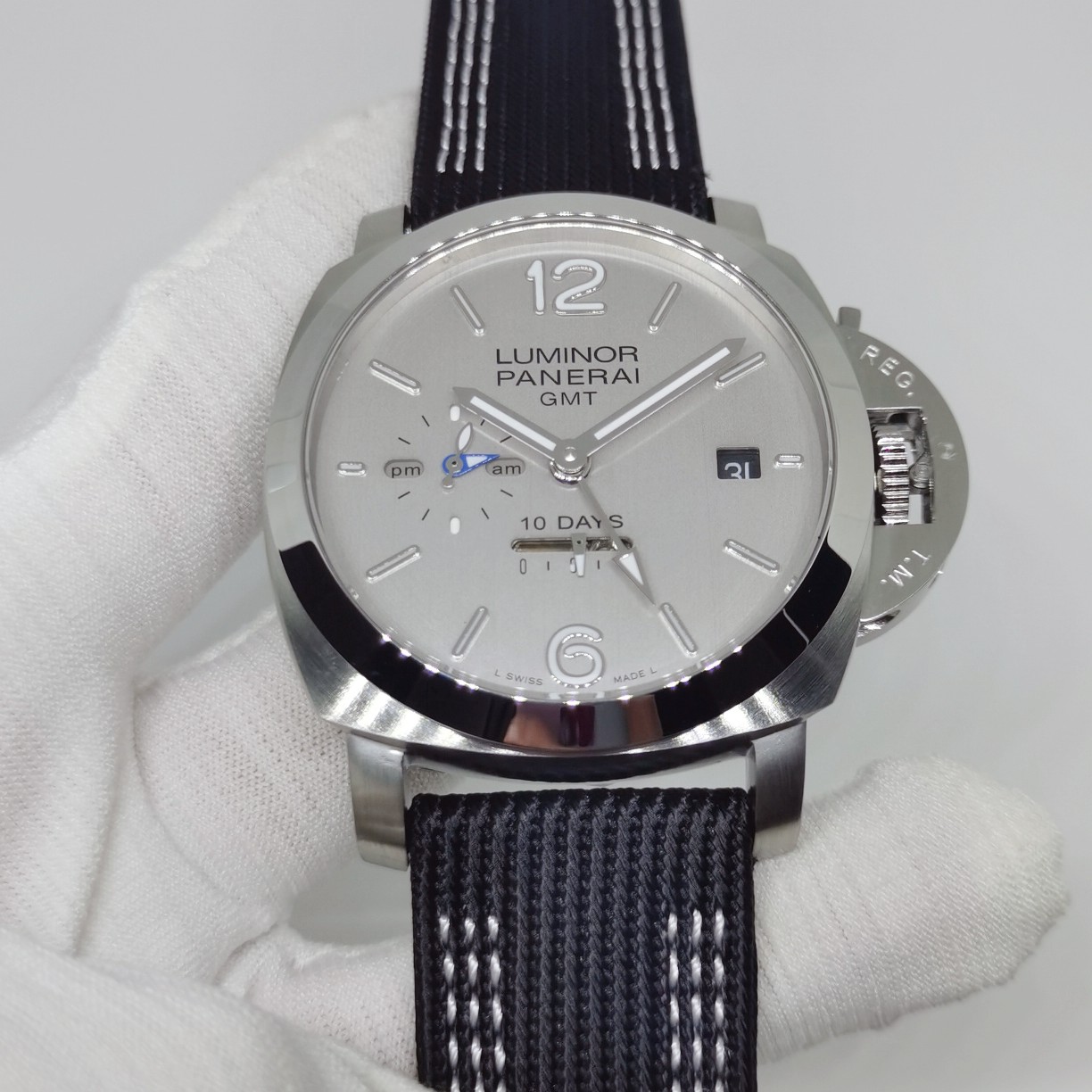 Panerai Luminor Montre Noir Gris Blanc Givrée Automatic Mechanical Movement