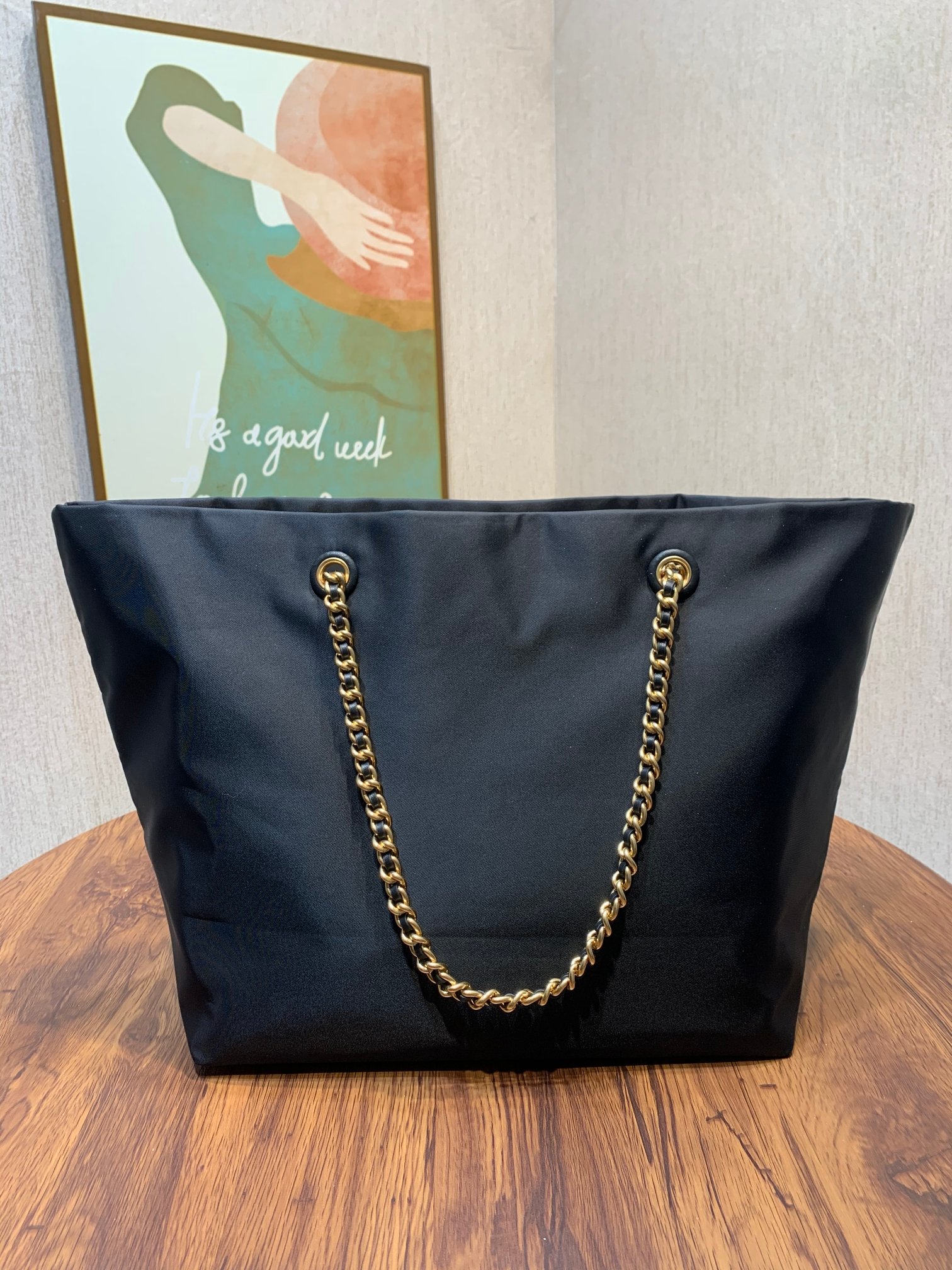 Tory Burch Tolbaki Ella Chain Nylon Laptop Bag with Leather Details. - 图片 2
