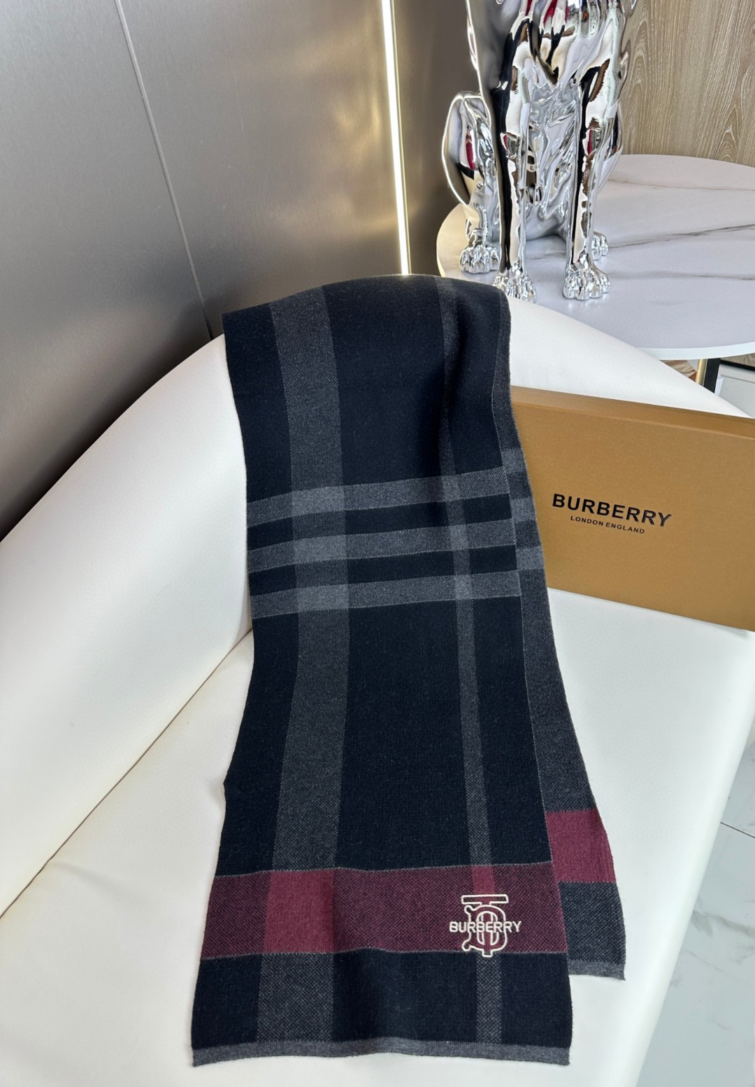 Burberry巴宝莉TB羊绒格纹男士围巾