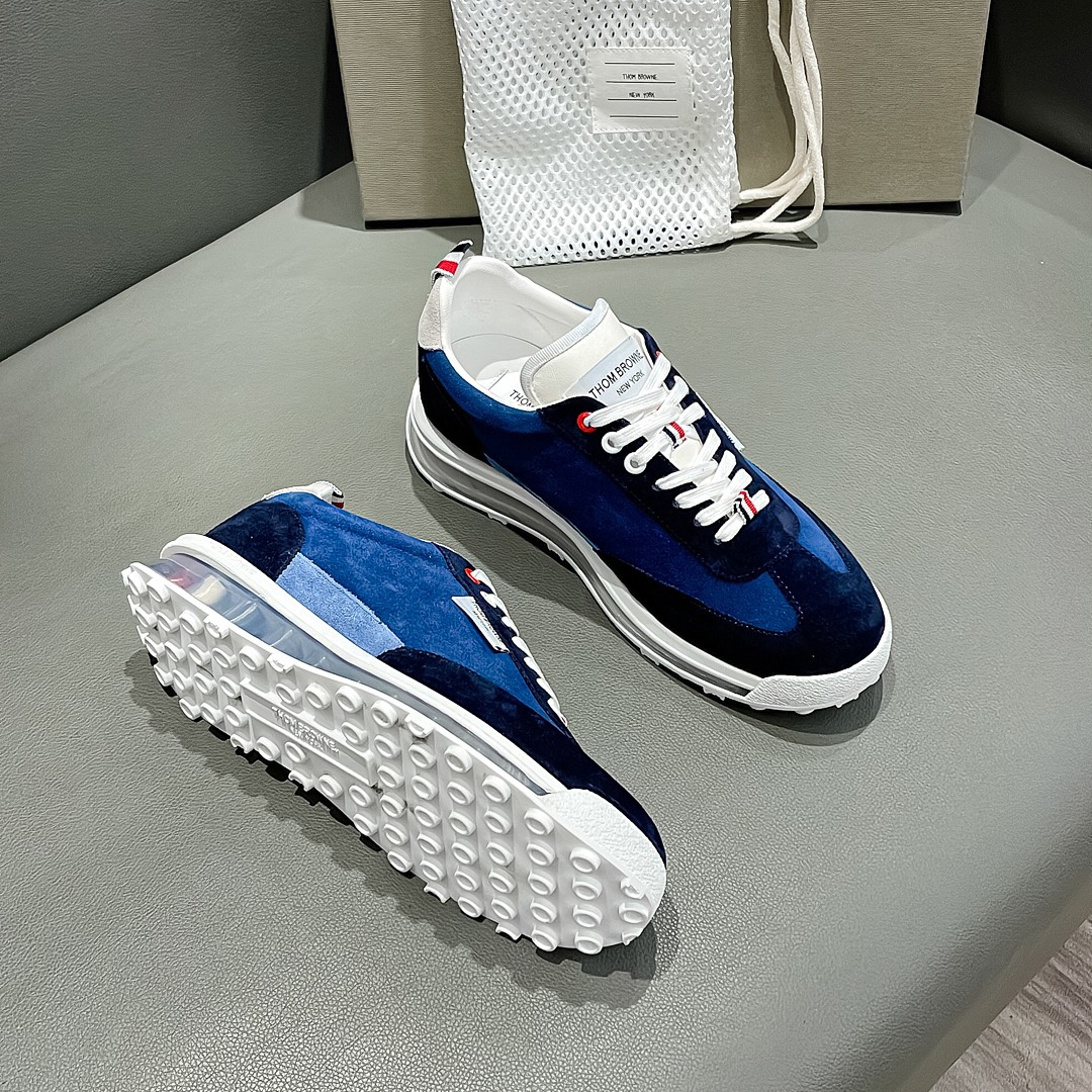THOM BROWNE Transparent Rubber Sole Sneaker from Early Fall Series in Size 38-44 – P888 - 图片 2