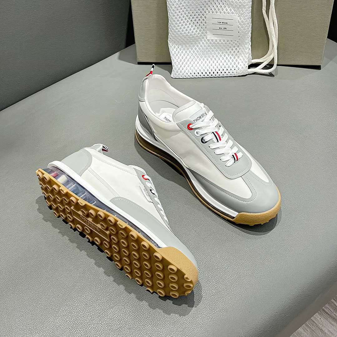 “THOM BROWNE White Sneakers with Cow Skin Liner from Early Fall Collection – Size 38-44, $936” - 图片 2