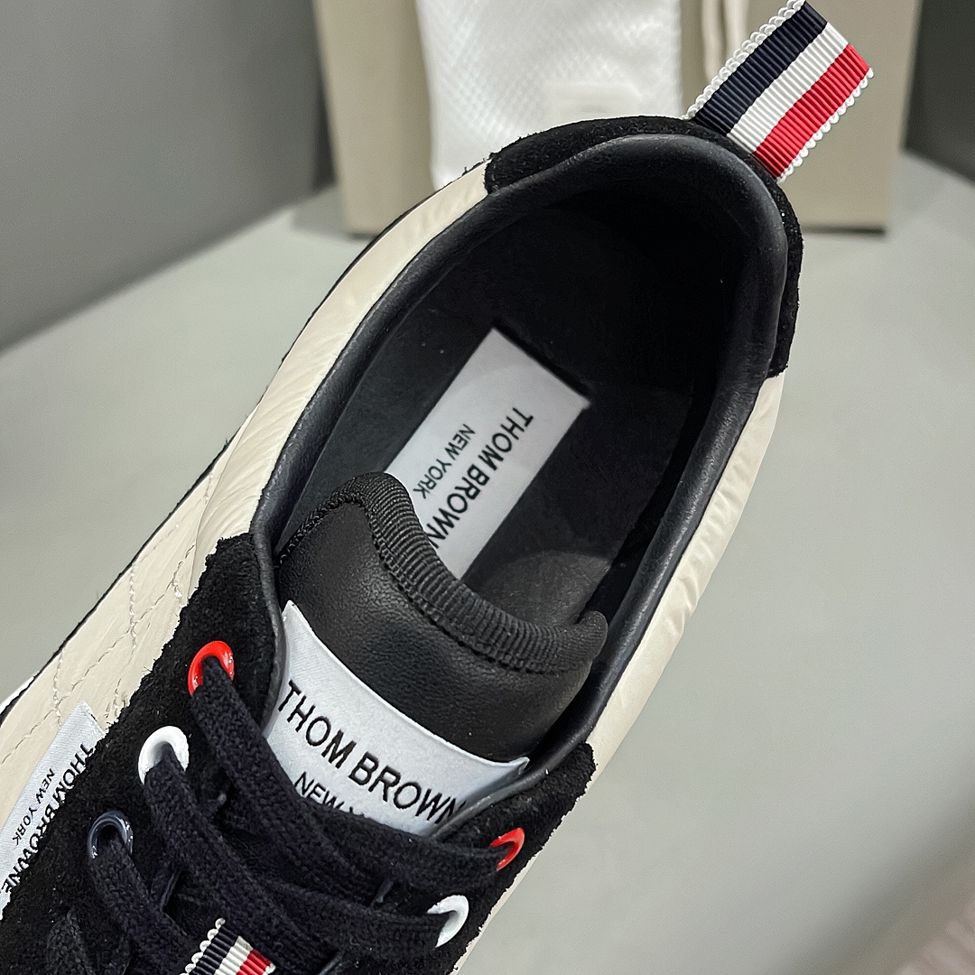 THOM BROWNE Black Almond-Weaved Sneaker with Calf Skin Liner from Early Fall Series - 图片 8