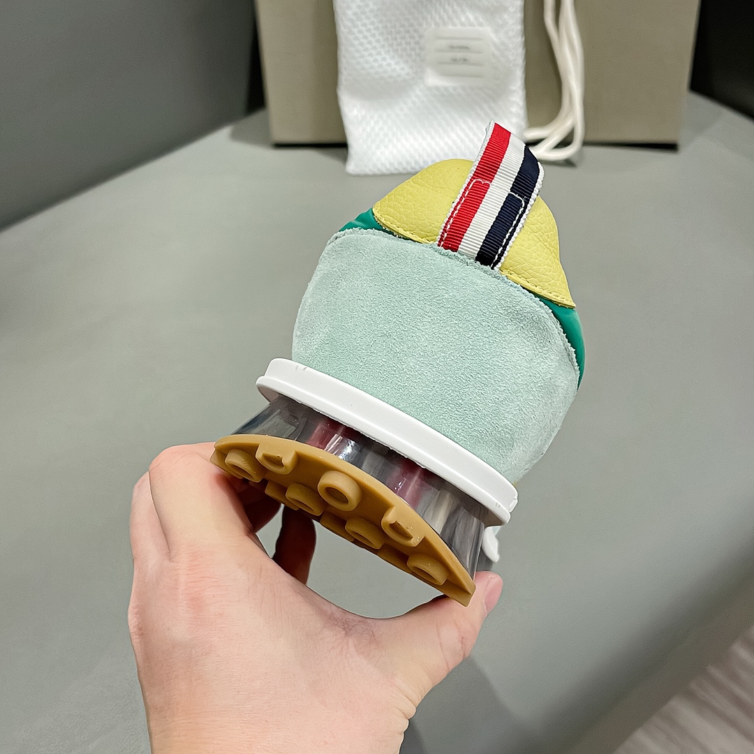 THOM BROWNE Early Fall Green Velvet Knitted Shoes with Cow Skin Liner – Size 38-44 – P888 - 图片 8