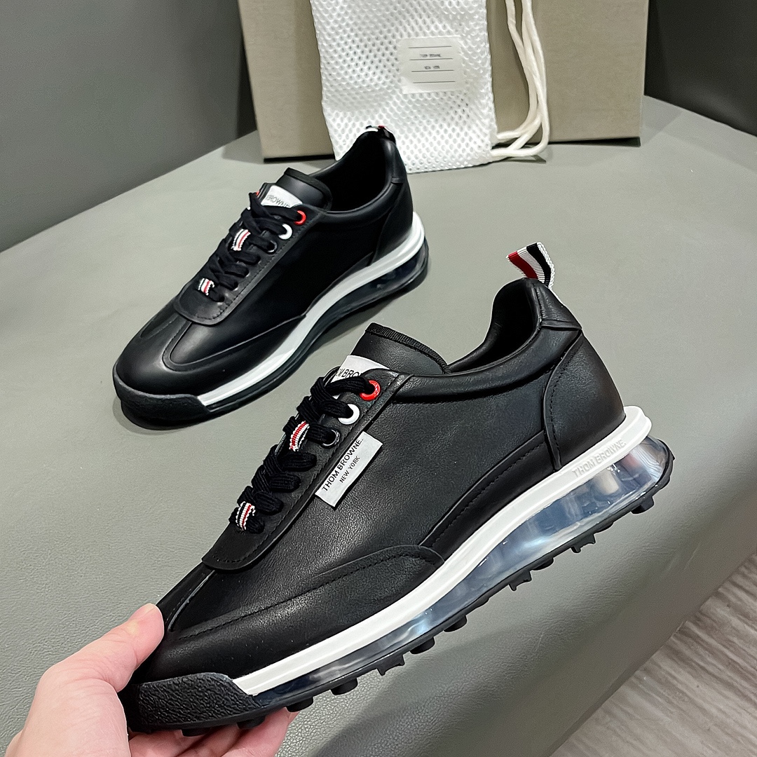 “THOM BROWNE Morning Shoes Black Calf-Skin Sneaker from Early Fall Series” - 图片 6